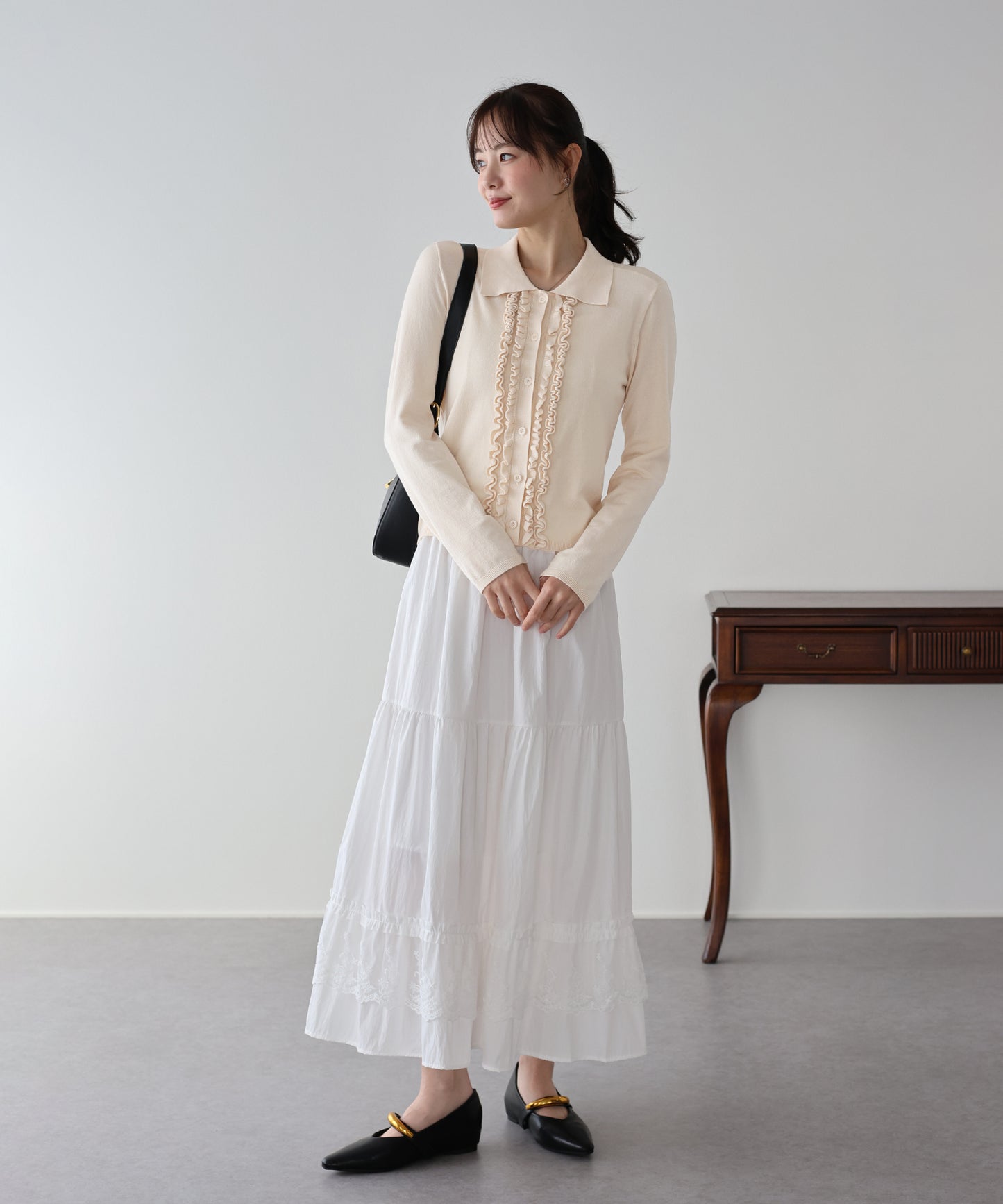 フロントフリルポロカーディガン