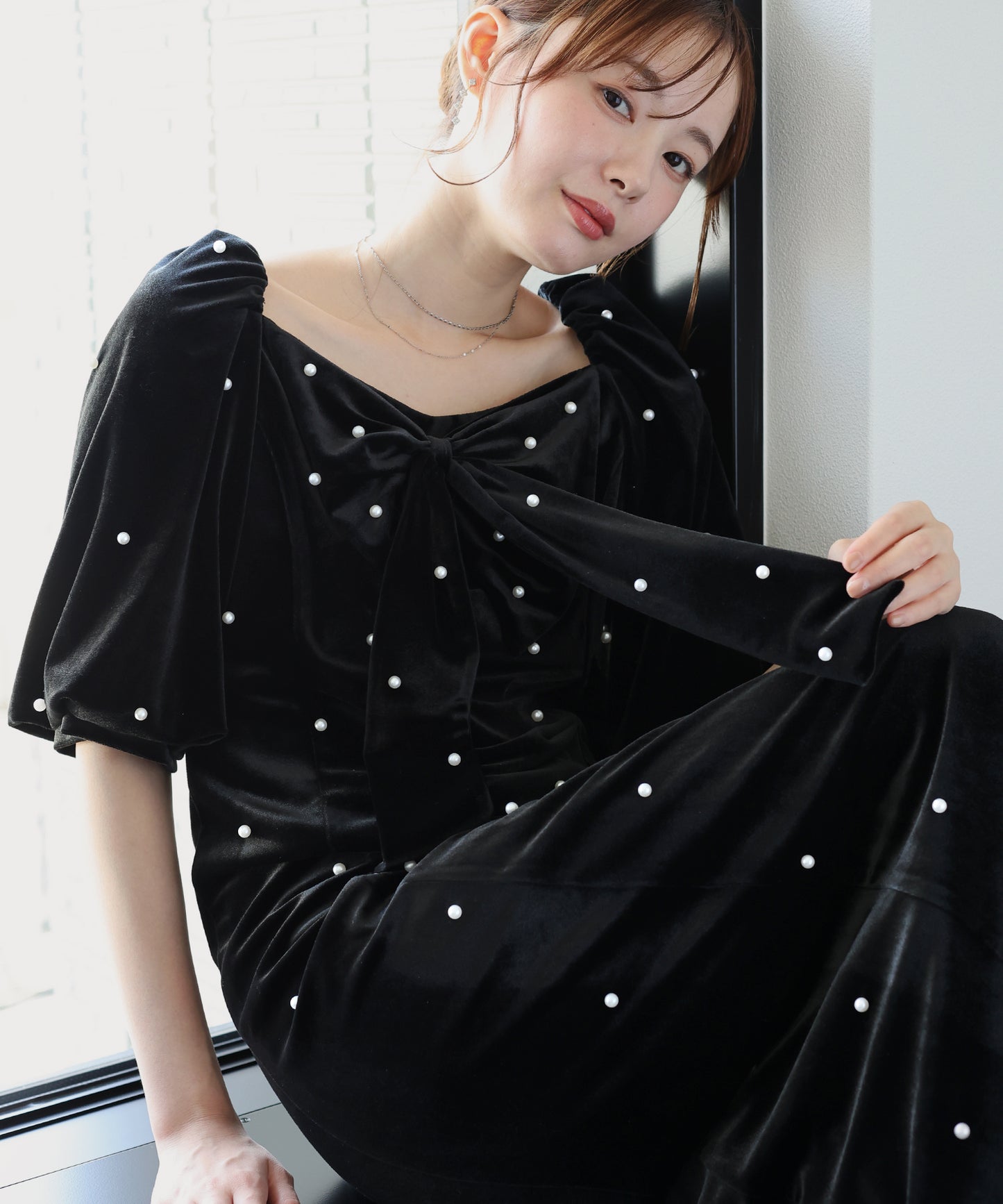 【早割5％OFF】《2サイズ展開》リボンパールベロアドレス