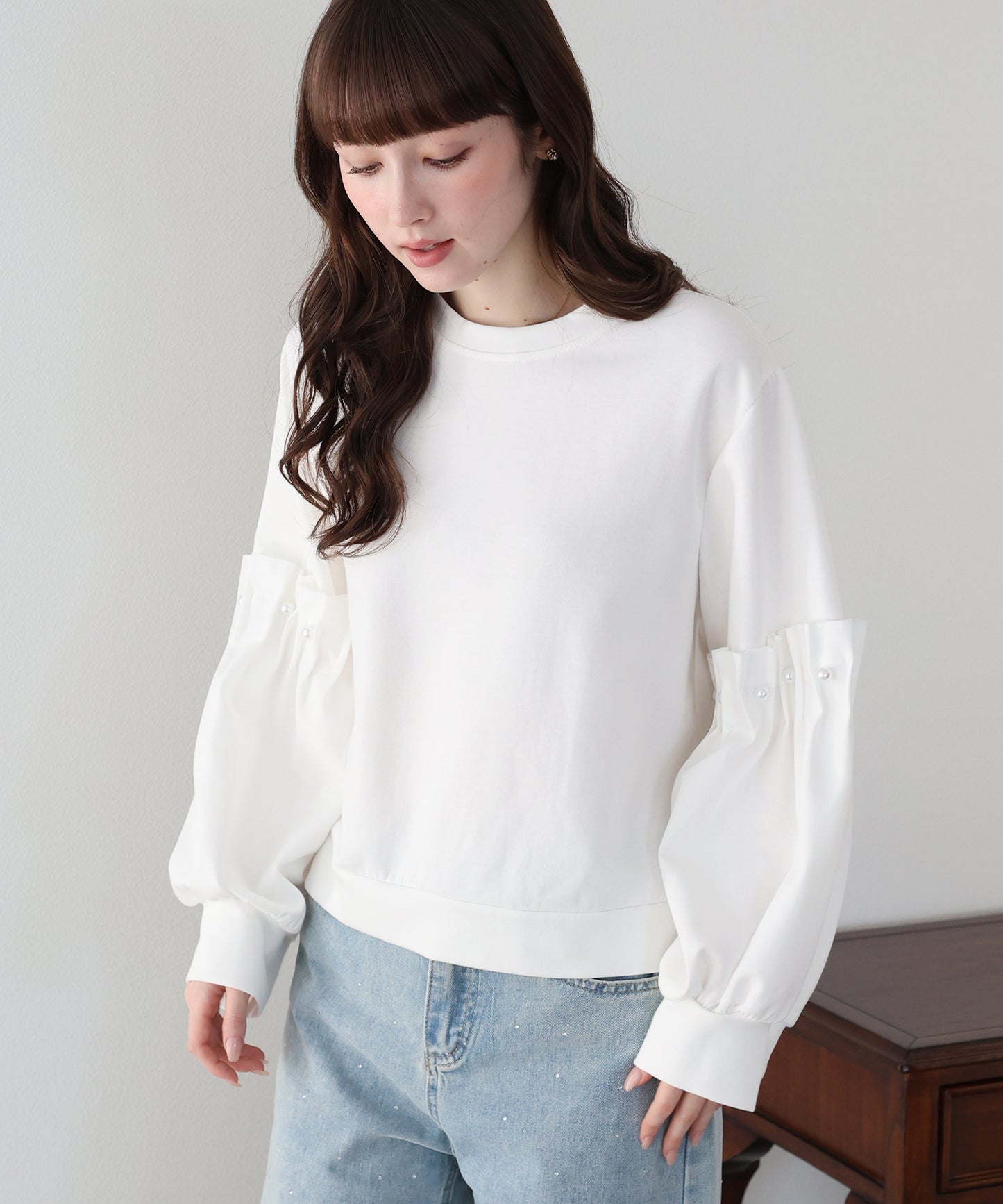 【早割5％OFF】ギャザースリーブパールスウェット