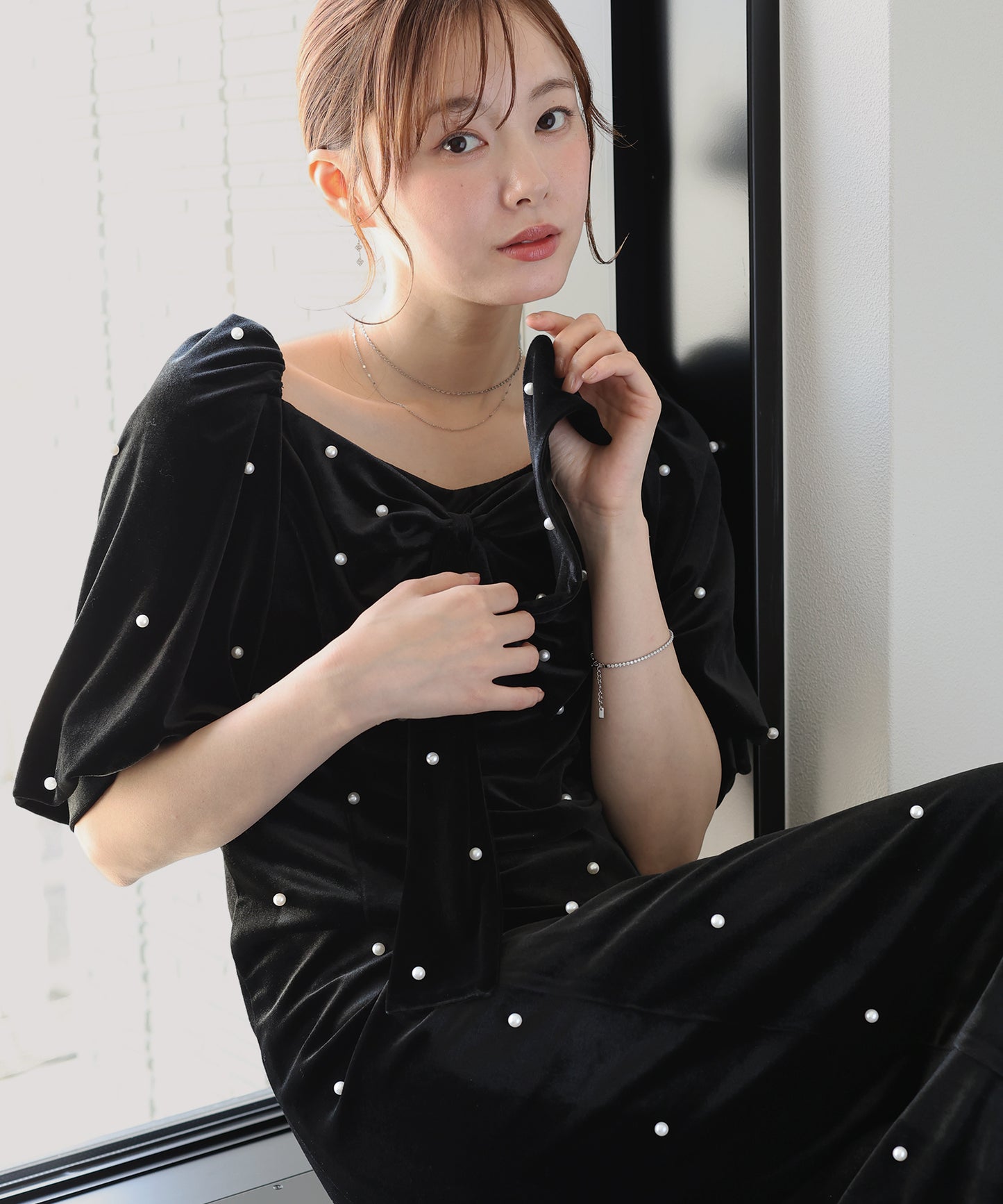 【早割5％OFF】《2サイズ展開》リボンパールベロアドレス