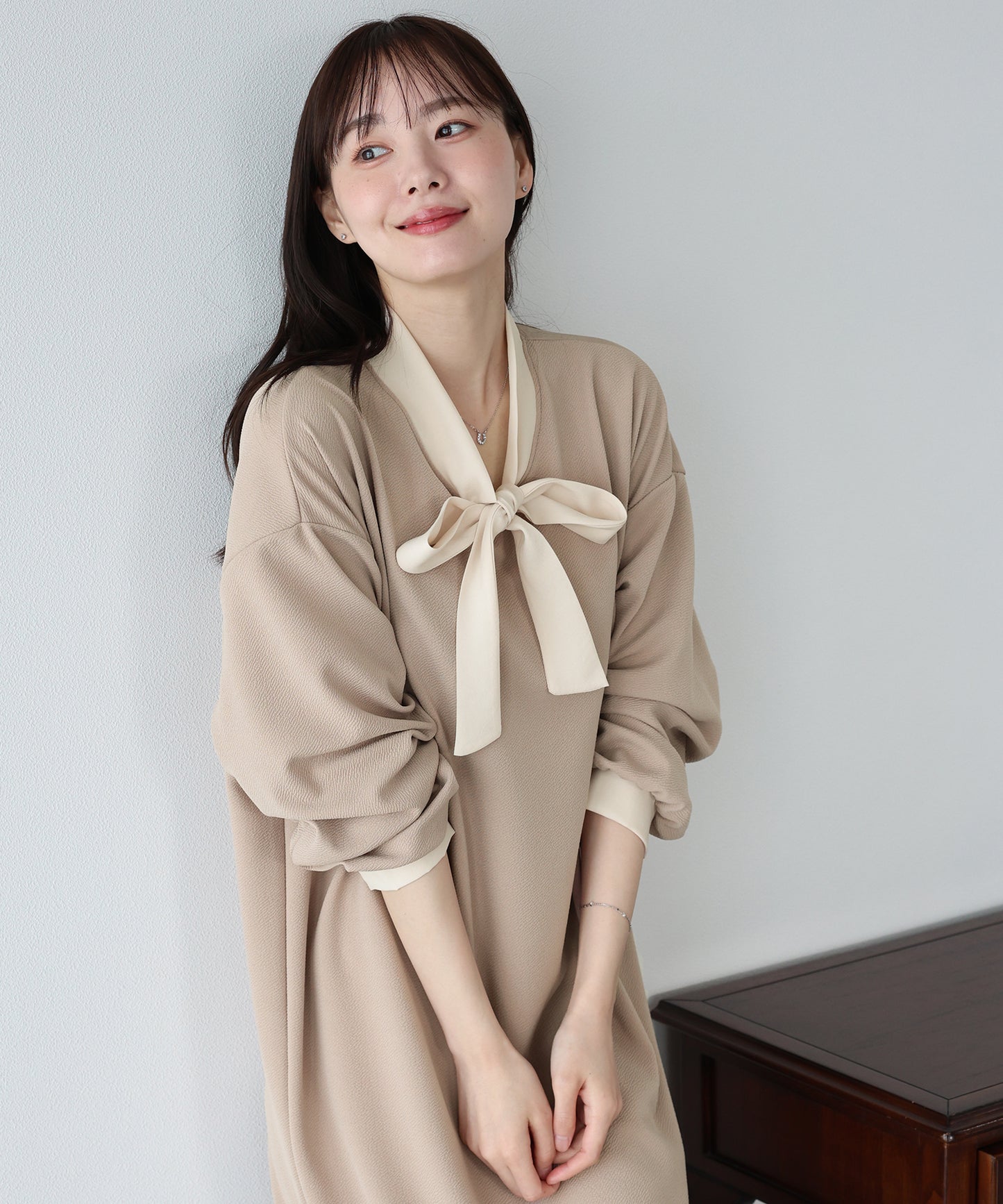 【早割5％OFF】バイカラーボウタイワンピース