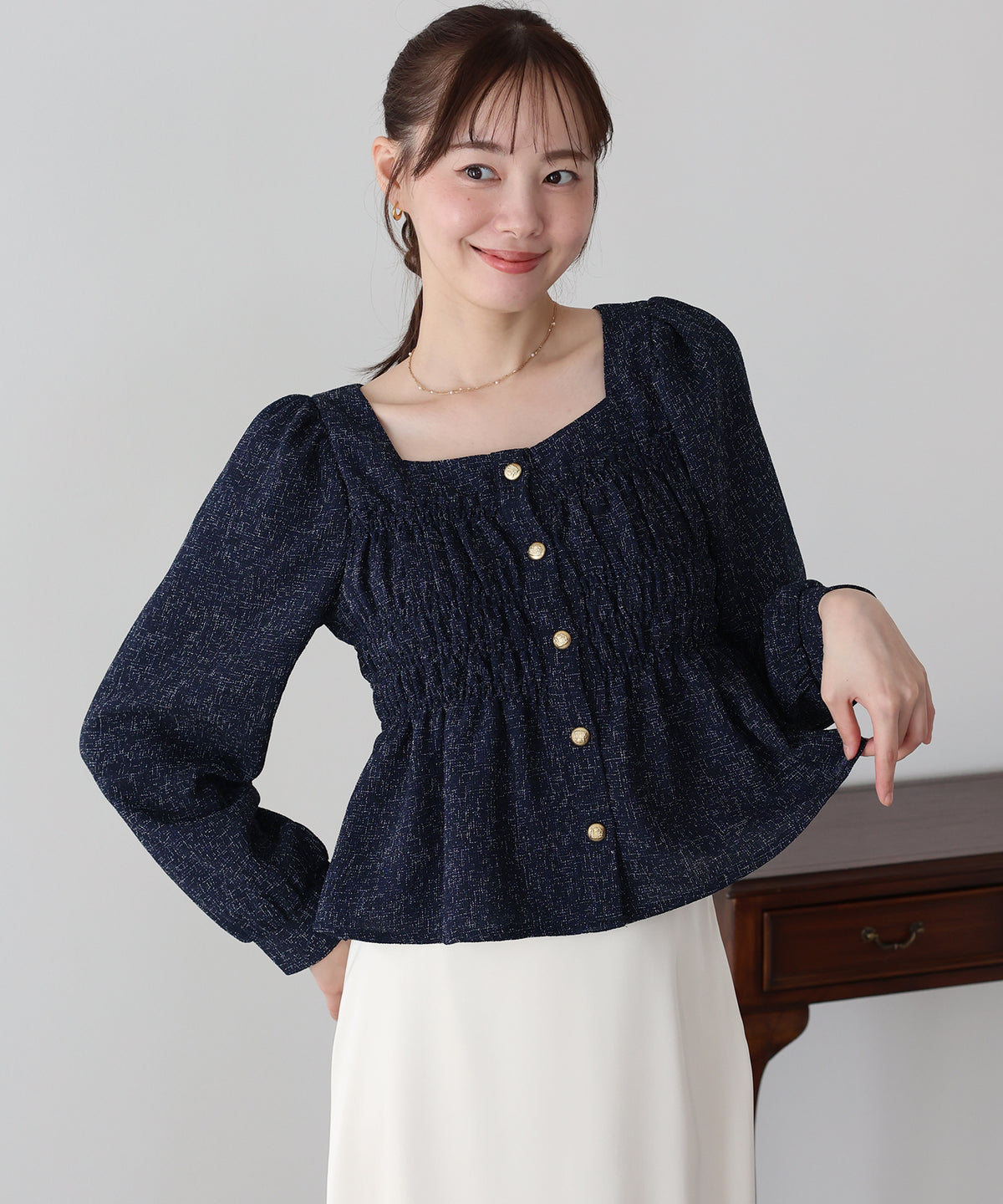 【早割5％OFF】《2サイズ展開》ツイードペプラムブラウス