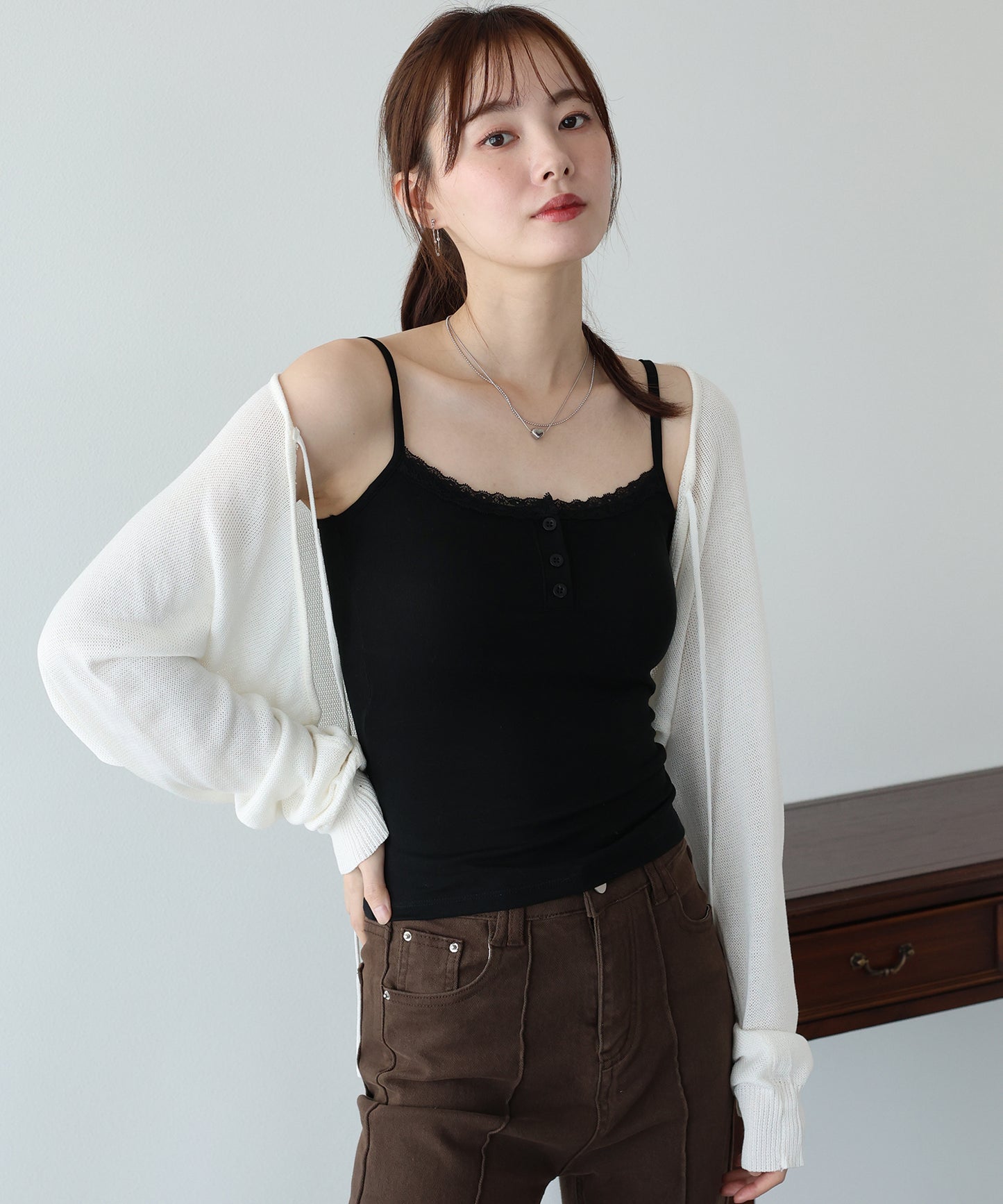 【早割5％OFF】ヘンリーネックレースキャミソール【メール便】