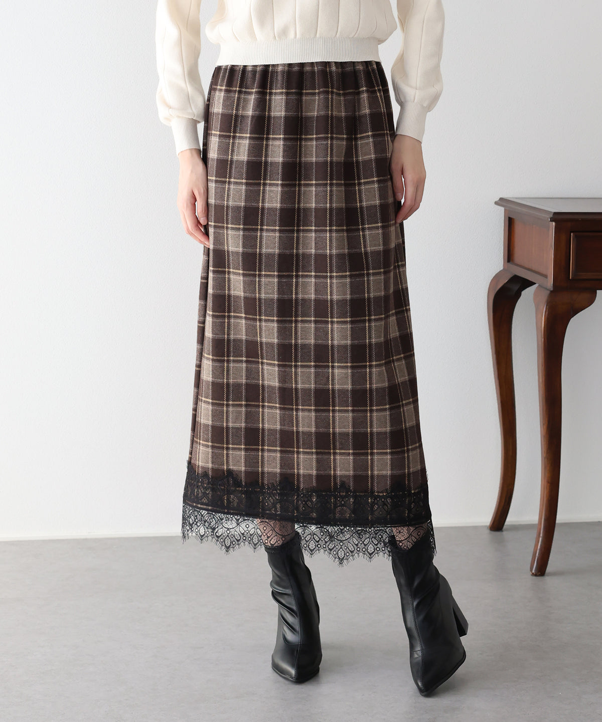 【早割5％OFF】レースヘムチェックタイトスカート