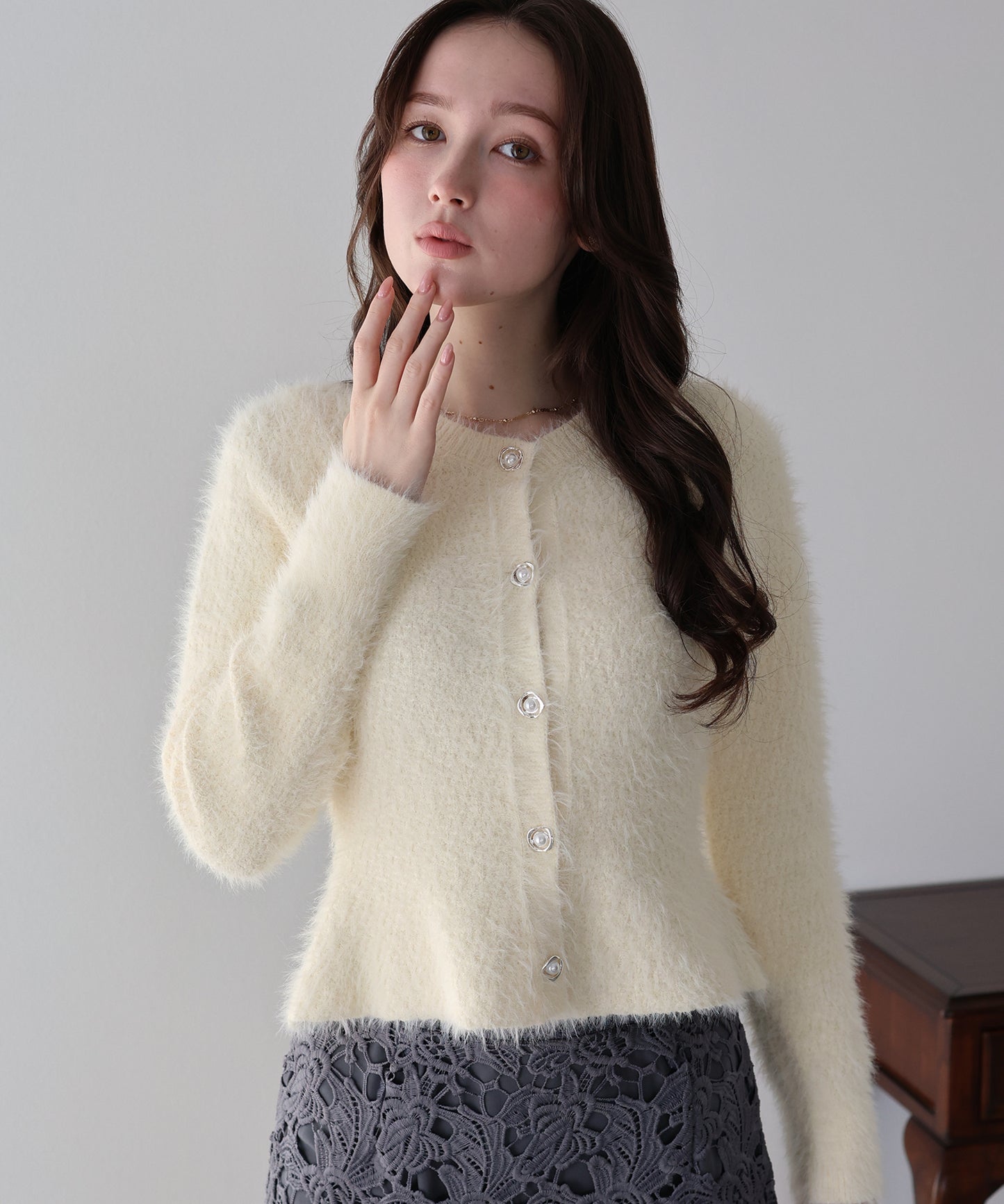 【早割5％OFF】シャギーペプラムカーディガン