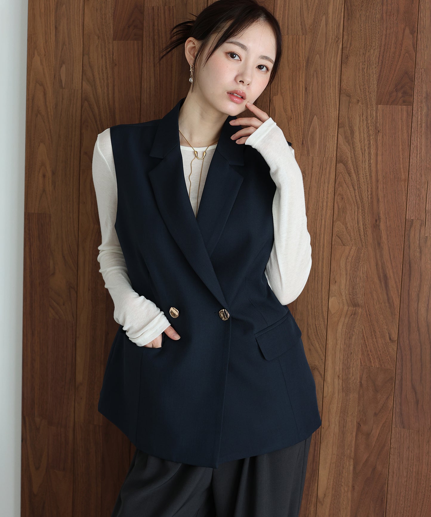 ニュアンスボタンテーラードジレ[ J by blue ]