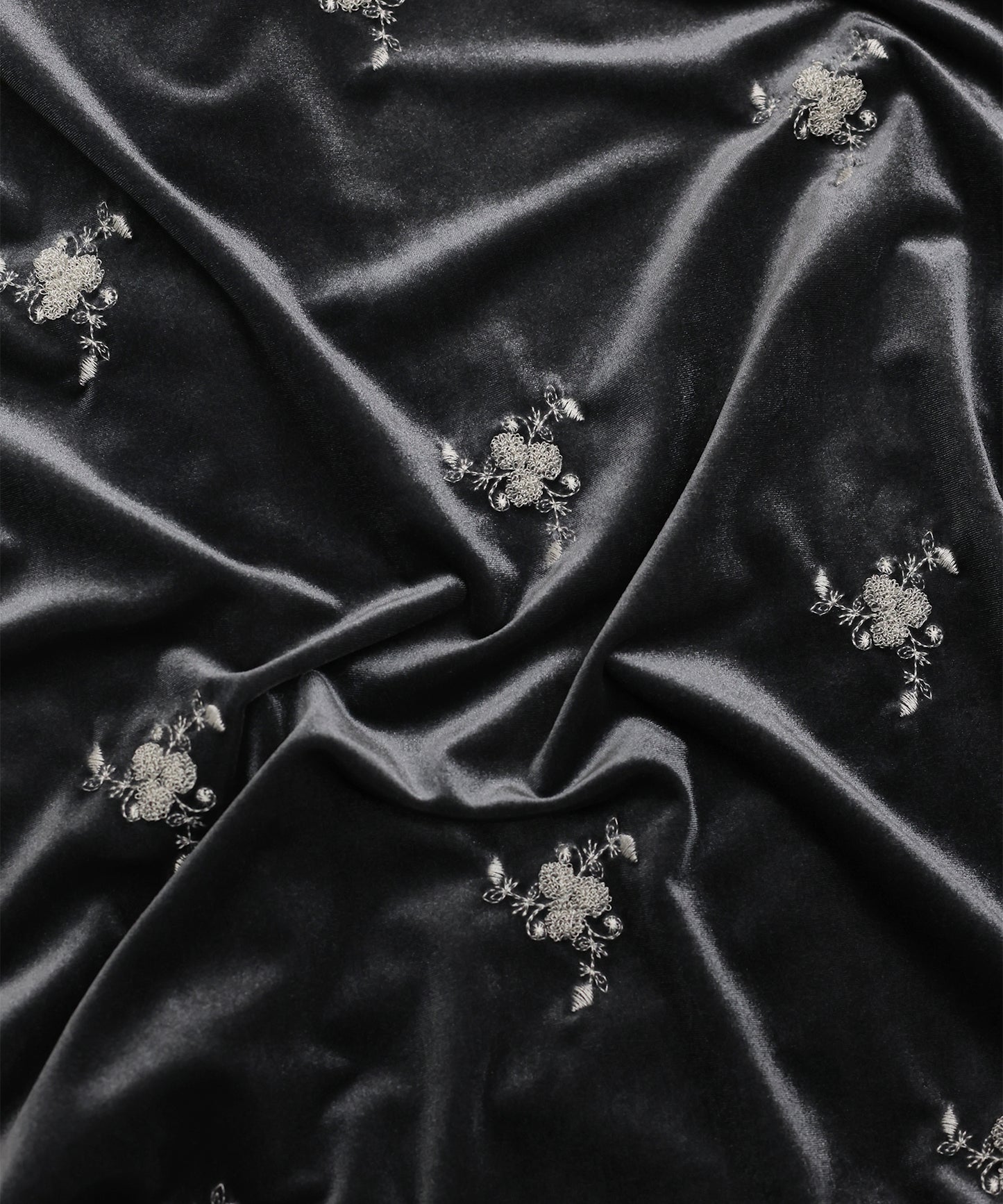 フラワー刺繍ハートネックベロアワンピース