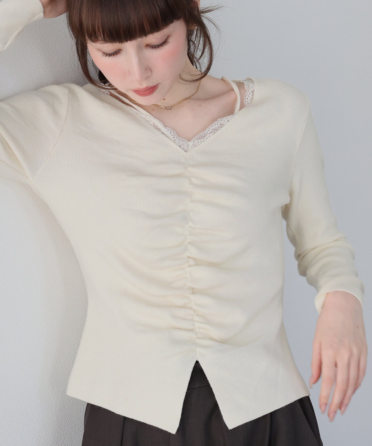 フロントギャザーレースニット