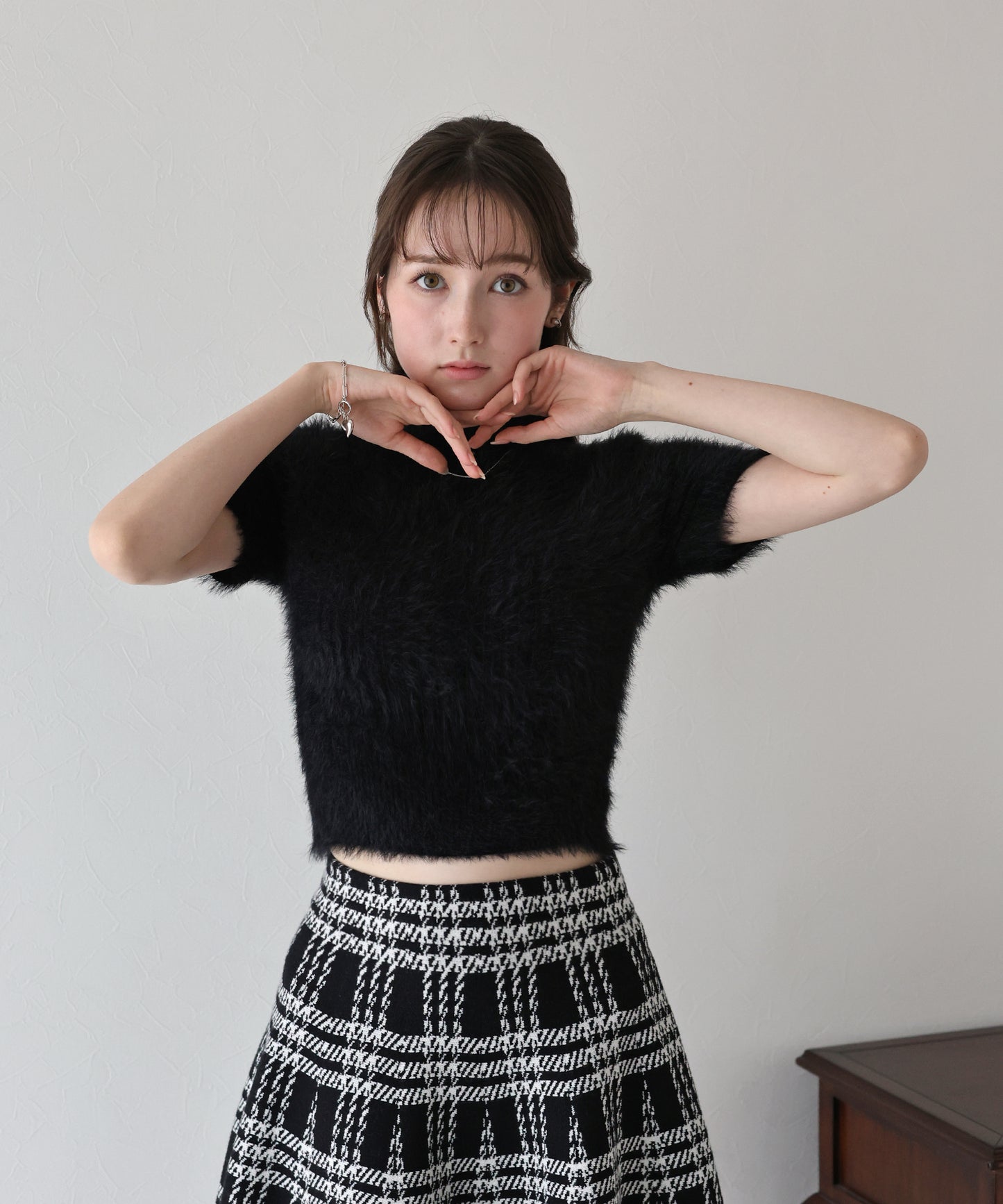 ハイネックシャギーニット