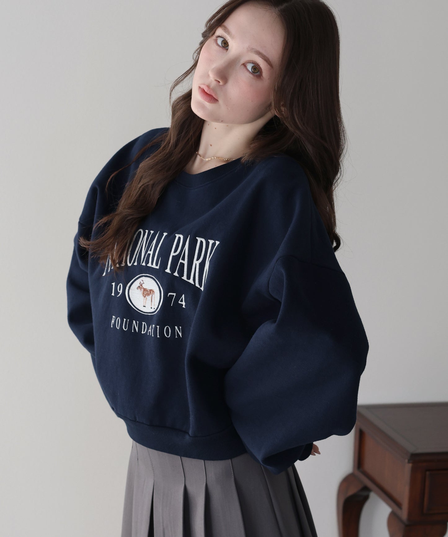 【早割5％OFF】裏起毛ディア刺繍スウェット