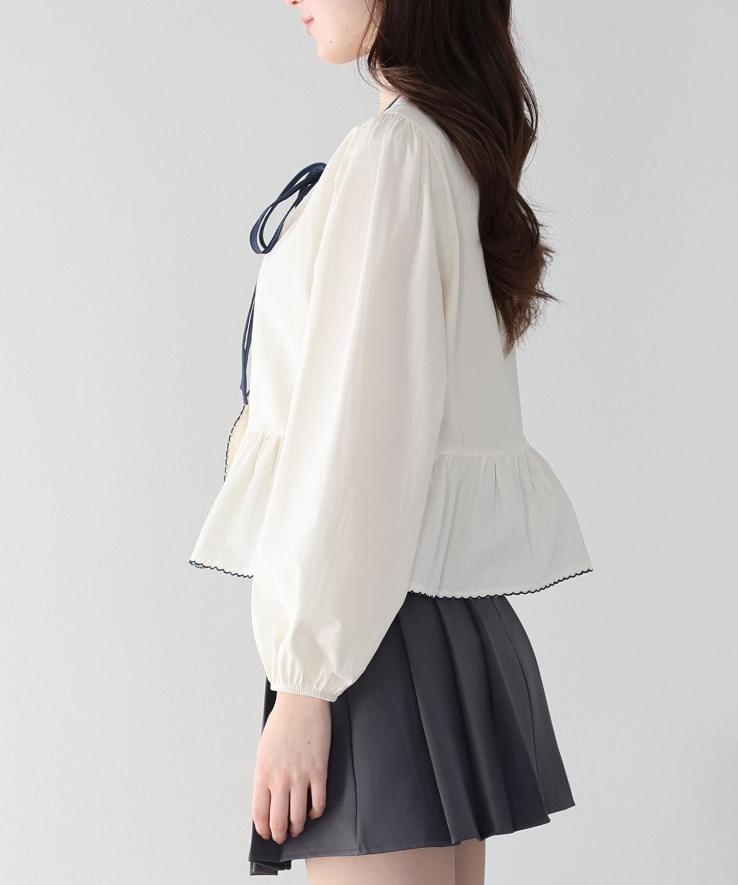 バイカラーリボンペプラムブラウス【ネコポス】