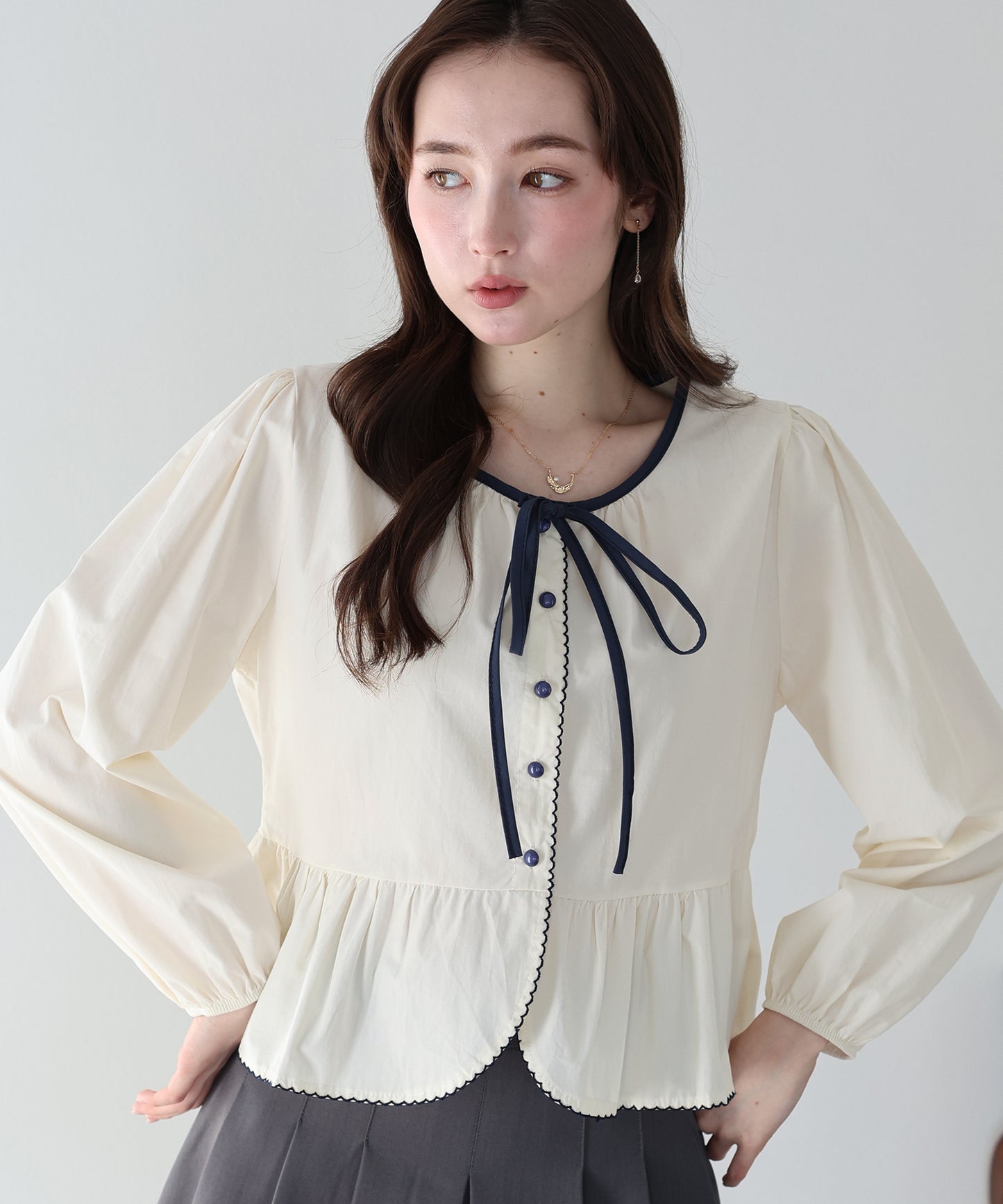 バイカラーリボンペプラムブラウス【ネコポス】