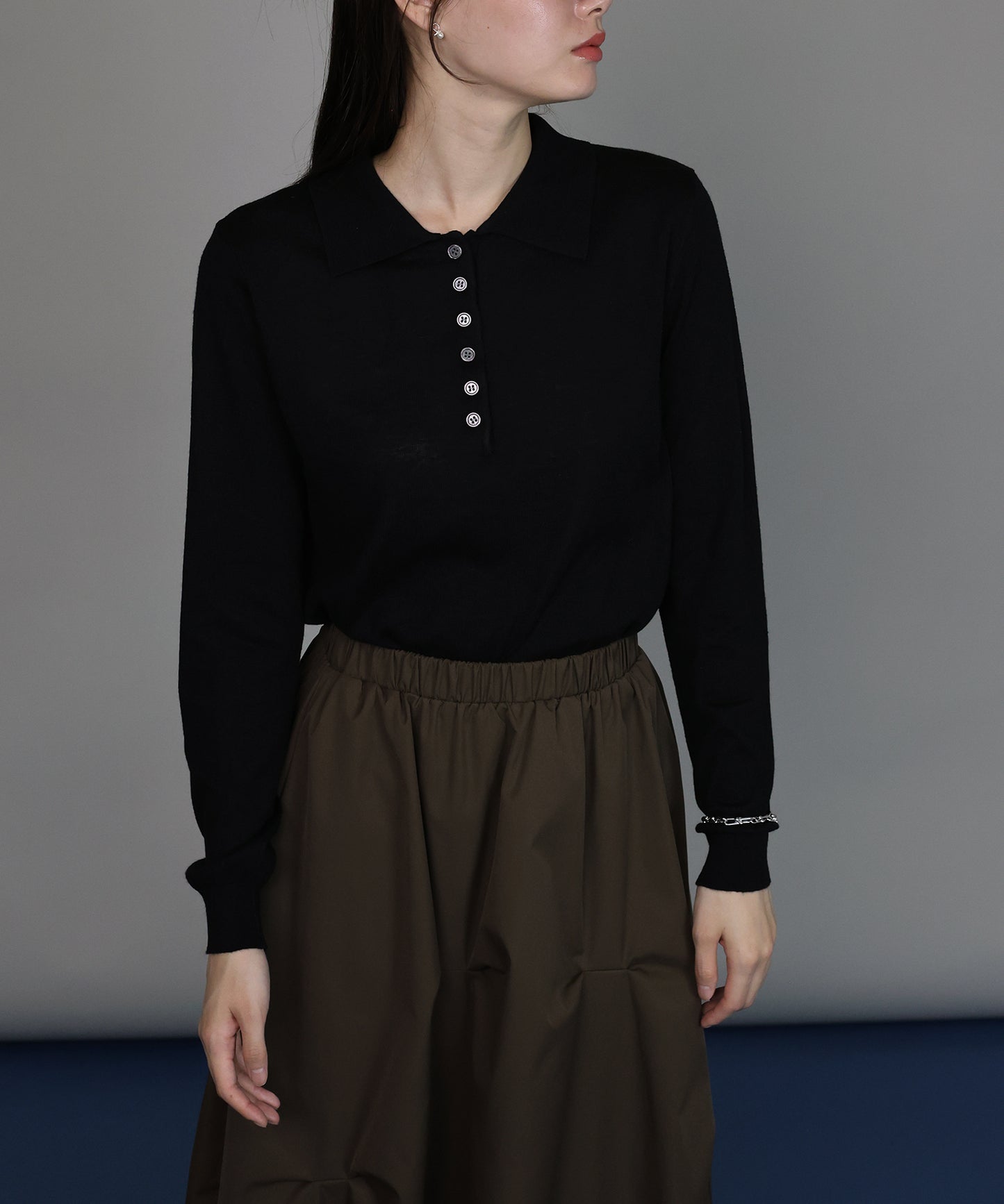 [J by blue]ウール混ポロ襟ニット