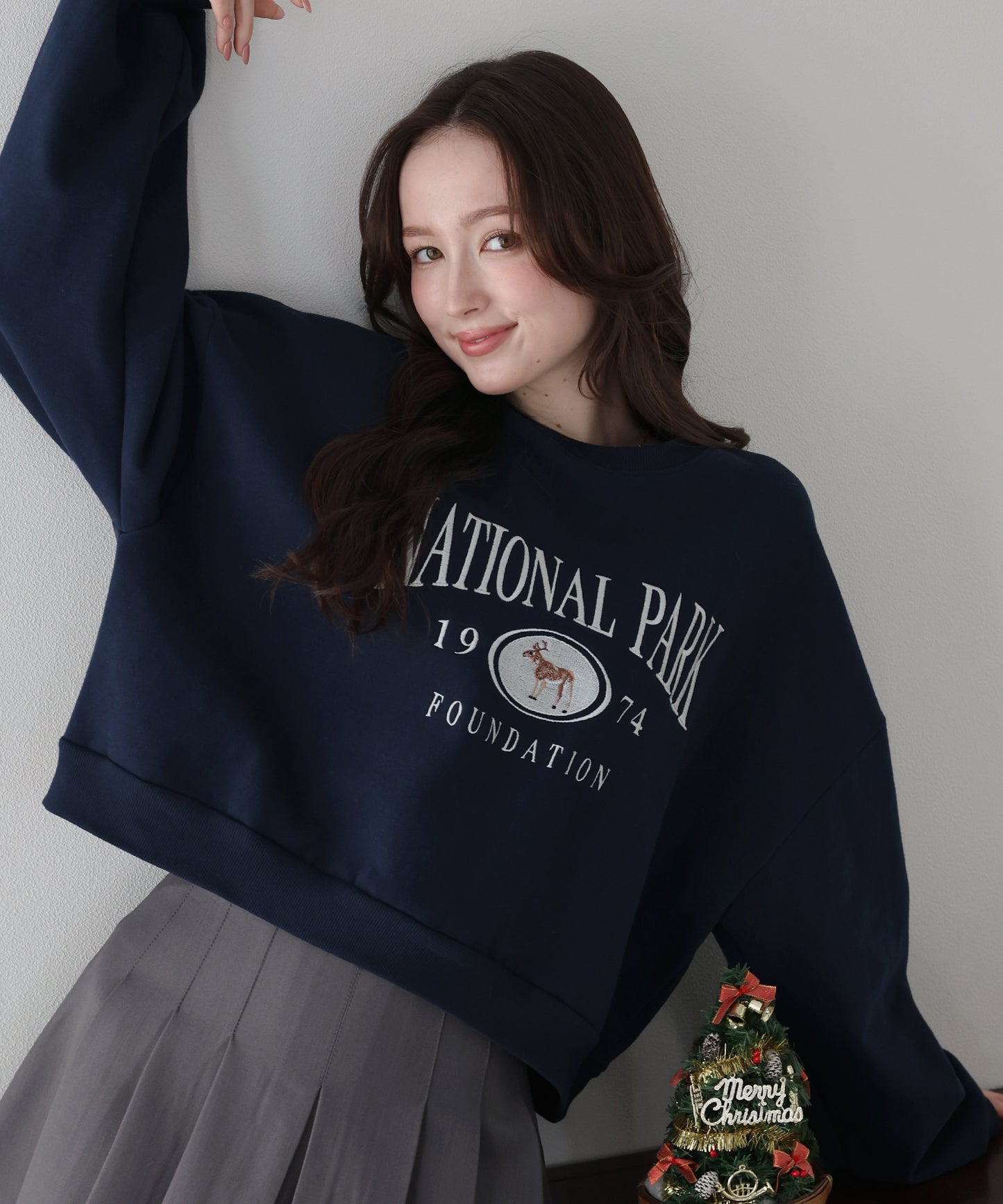 【早割5％OFF】裏起毛ディア刺繍スウェット