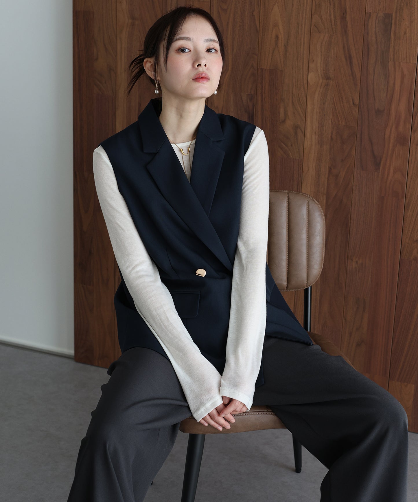 ニュアンスボタンテーラードジレ[ J by blue ]