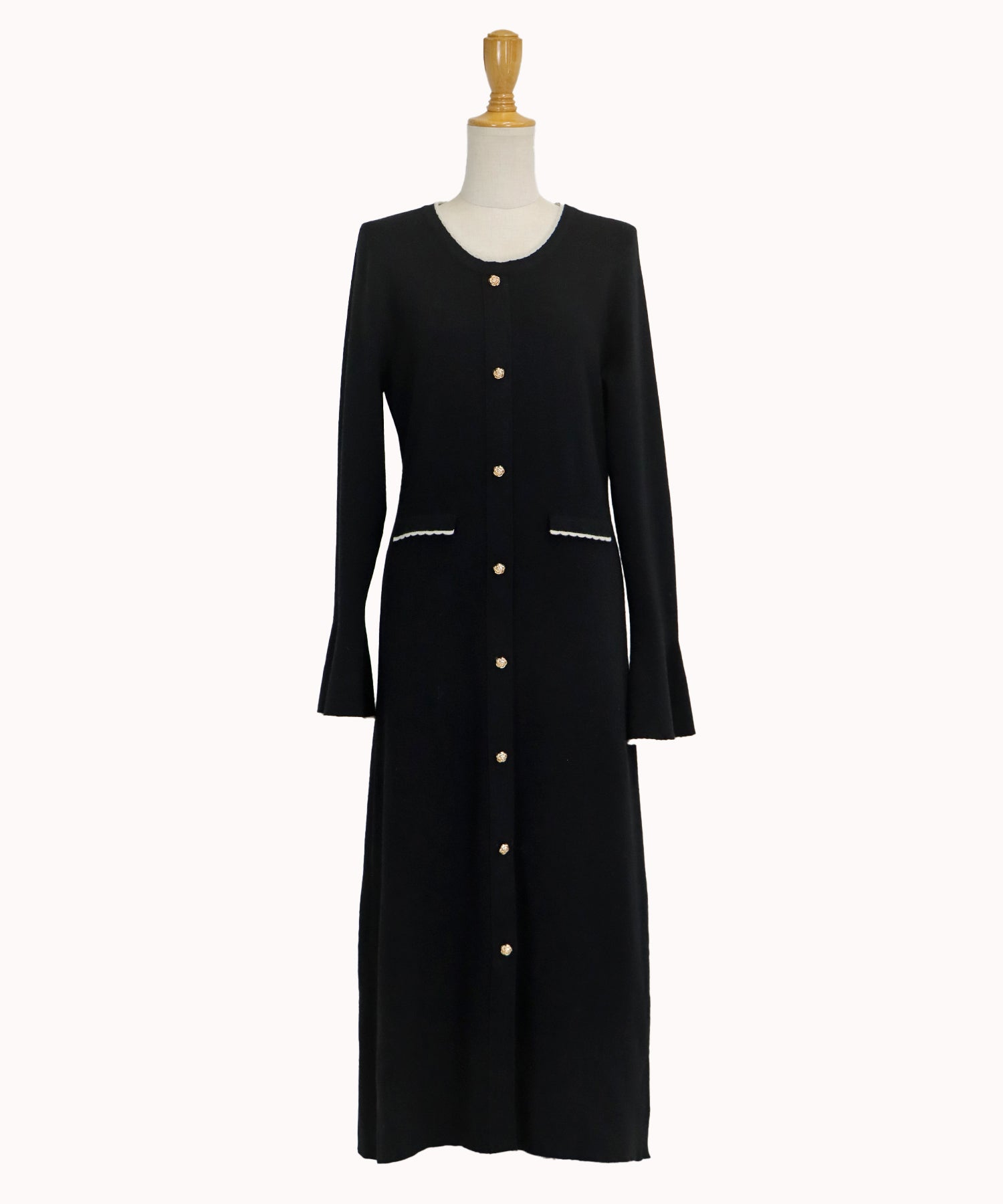 金ボタンニットワンピース – BLUE ONLINE