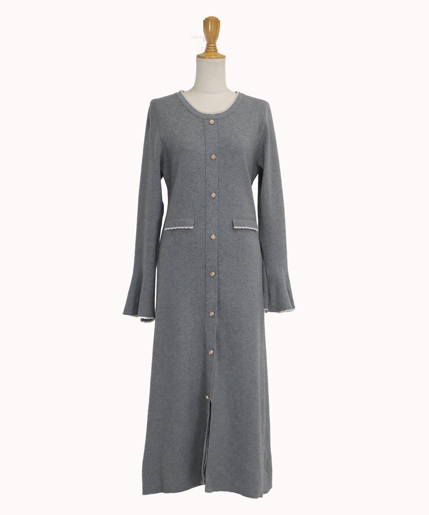 金ボタンニットワンピース – BLUE ONLINE