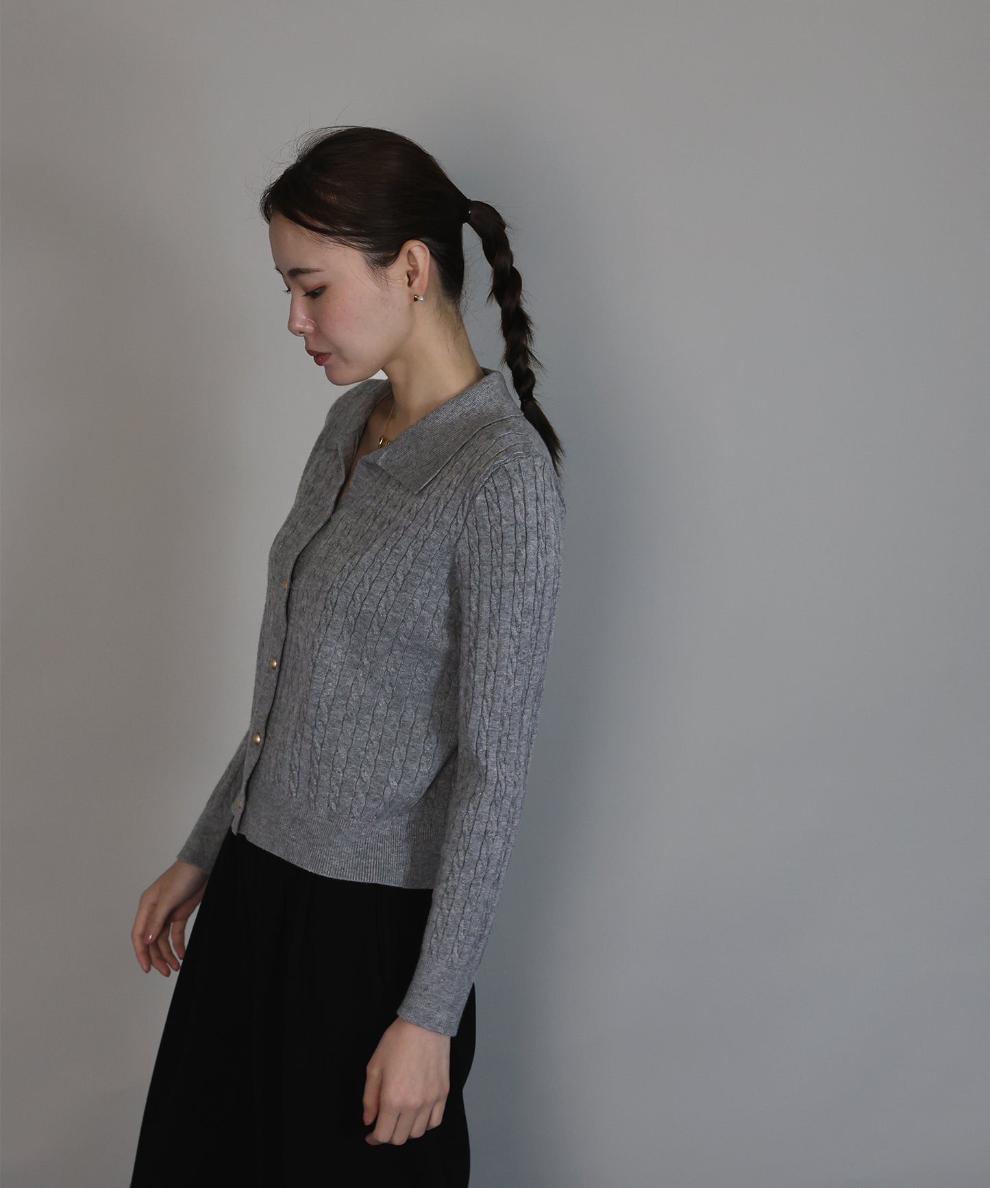 ゴールドボタンケーブルニットカーディガン[ J by blue ]