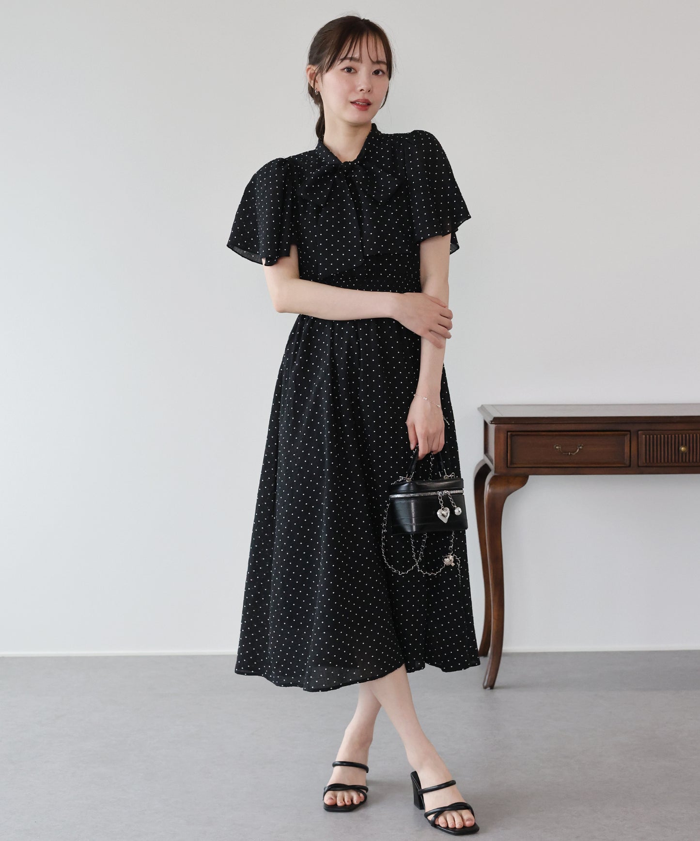 【早割5％OFF】フレアスリーブボウタイリボンワンピース