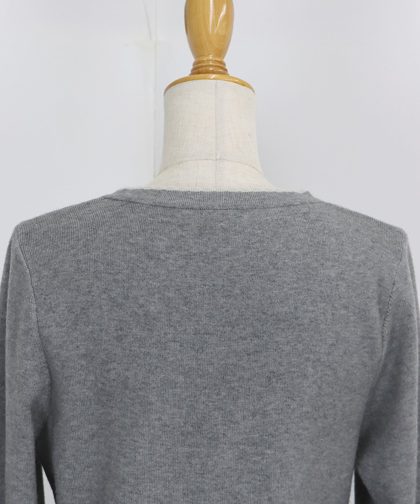 金ボタンニットワンピース