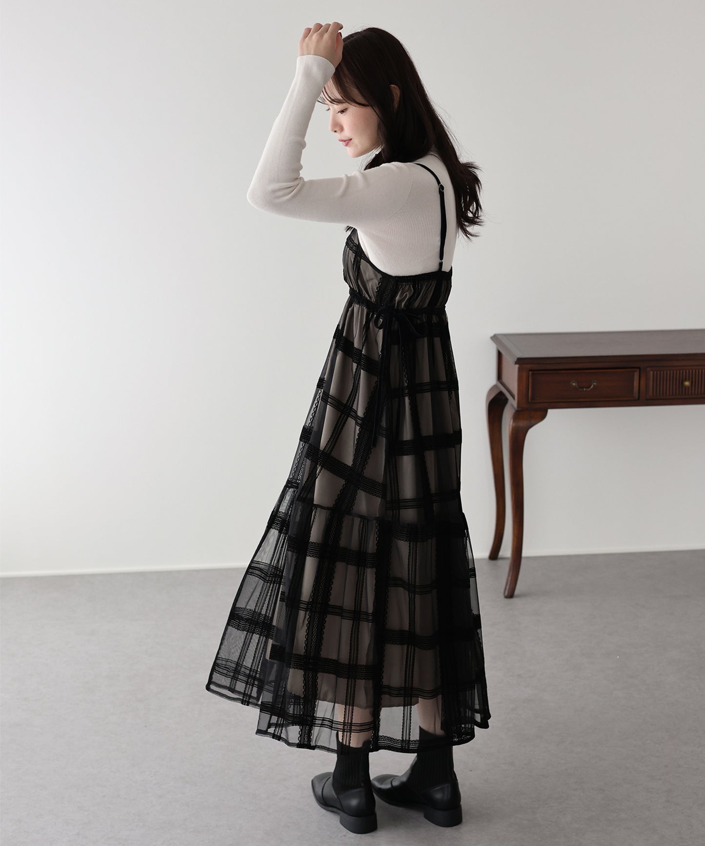 フロッキーチェックキャミワンピース