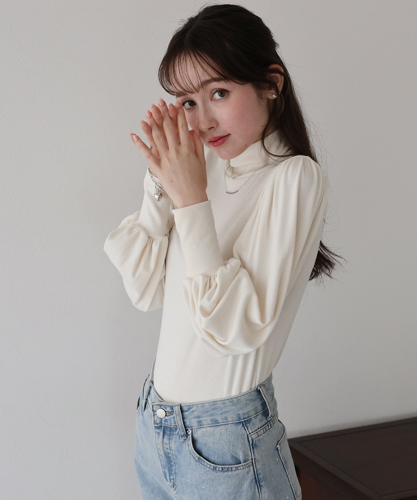 パフスリーブハイネックカットソー【ネコポス】