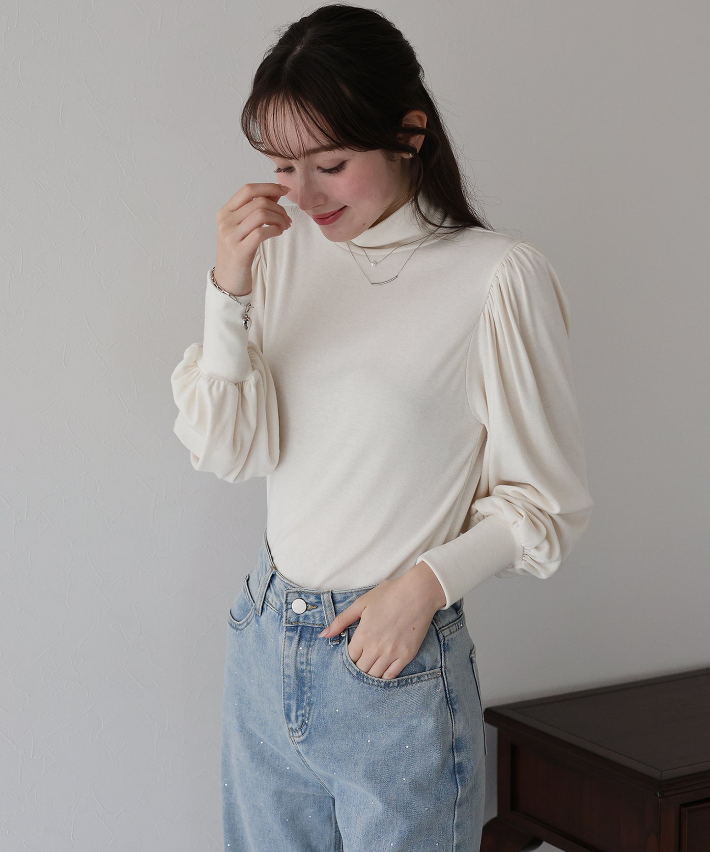 パフスリーブハイネックカットソー【ネコポス】