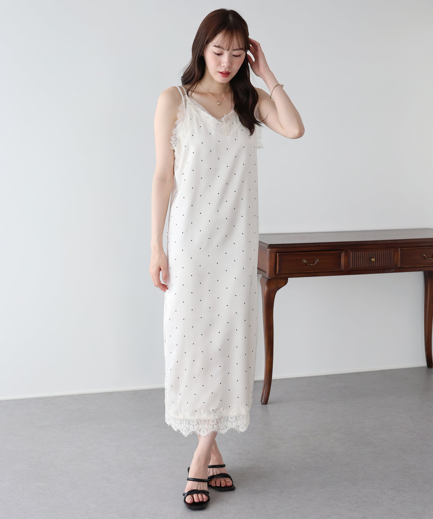 【早割5％OFF】レーストリムキャミワンピース