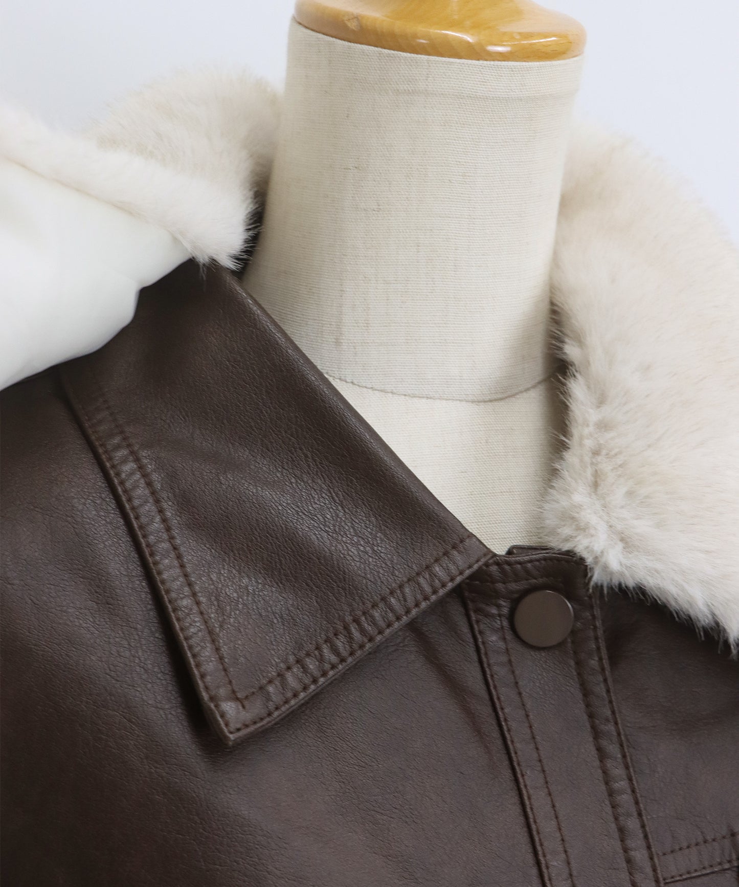 ファー付きフェイクレザーブルゾン