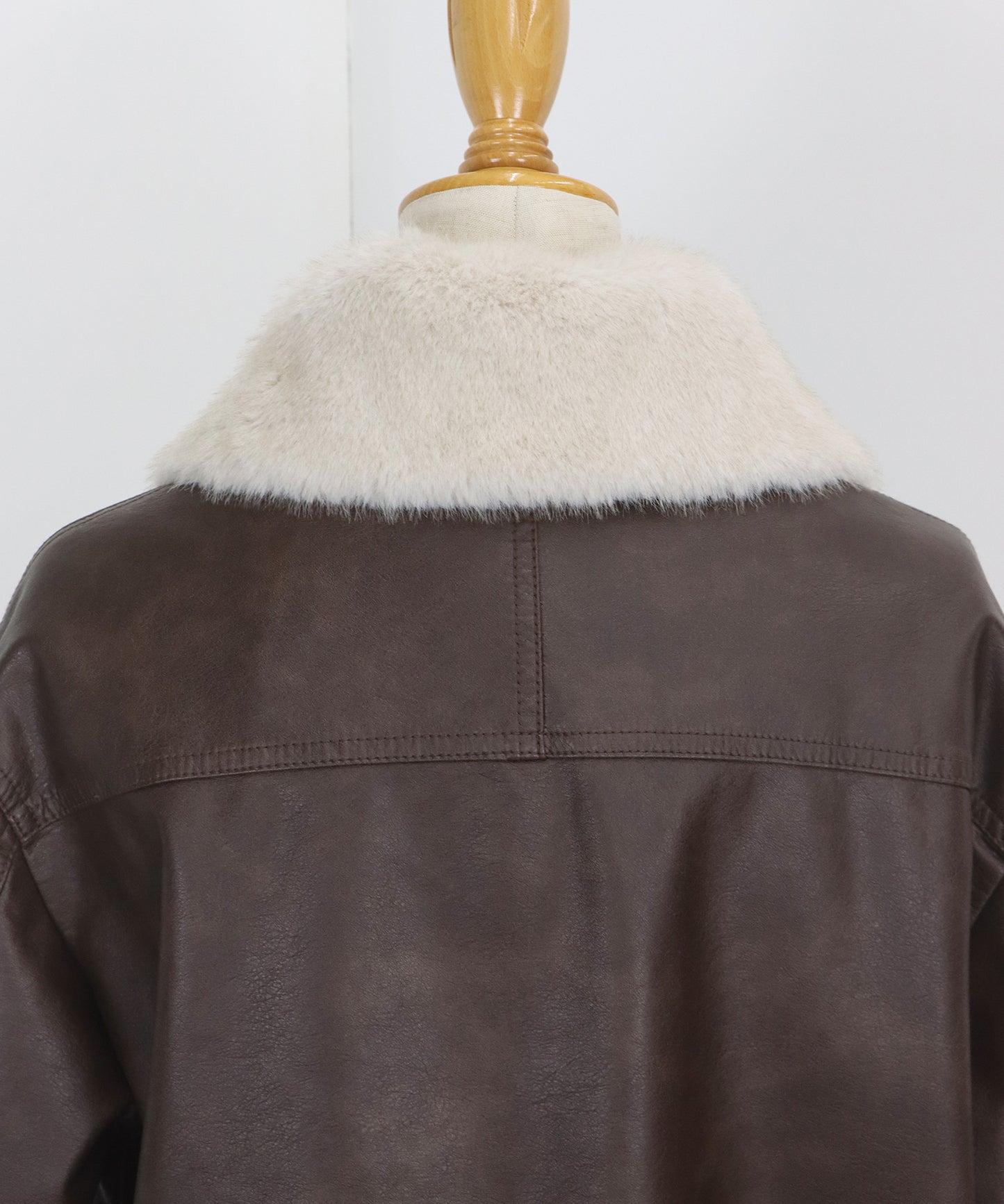 ファー付きフェイクレザーブルゾン