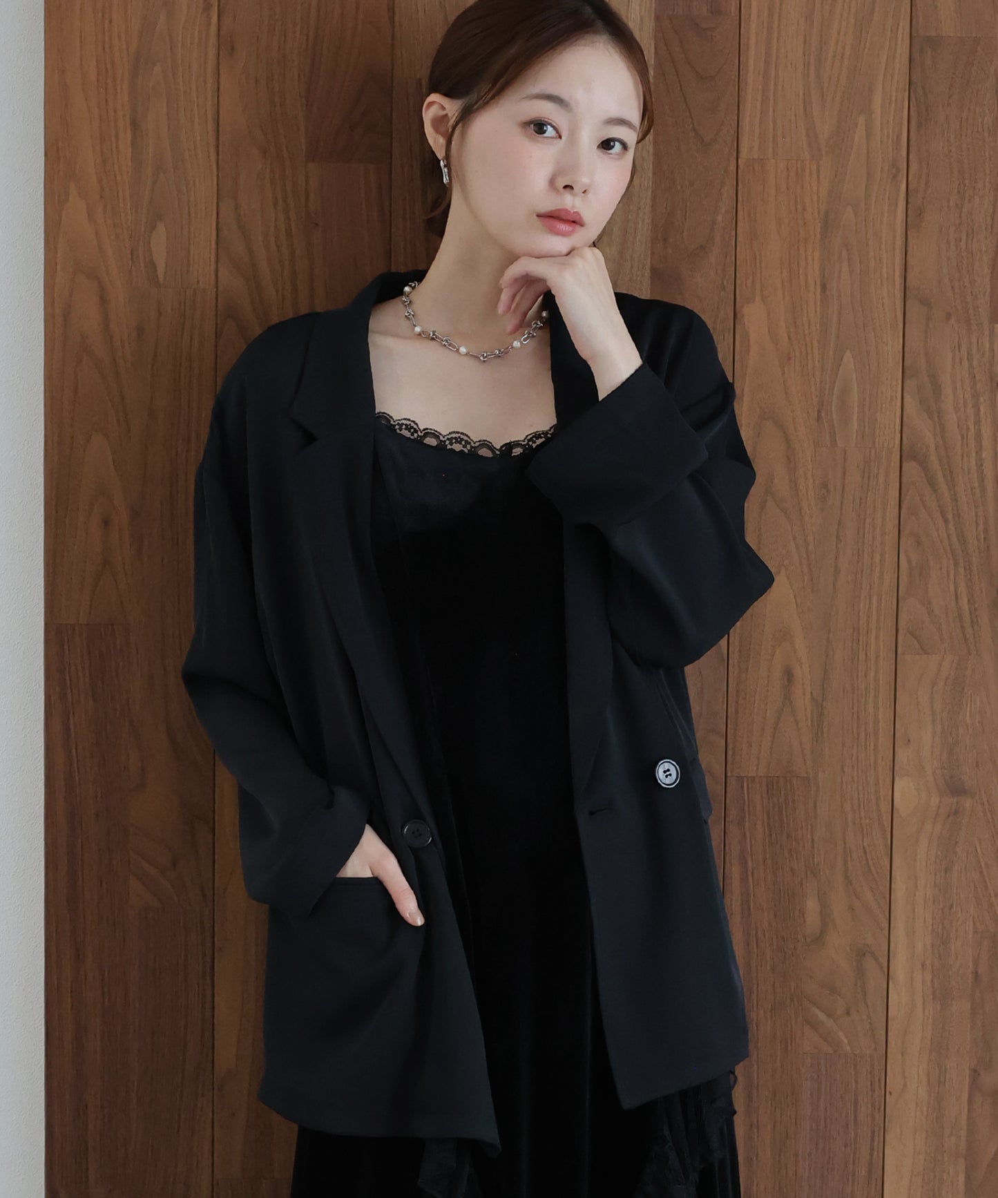 【早割5％OFF】《2サイズ展開》 ベロアキャミワンピース ＋ テーラードジャケット
