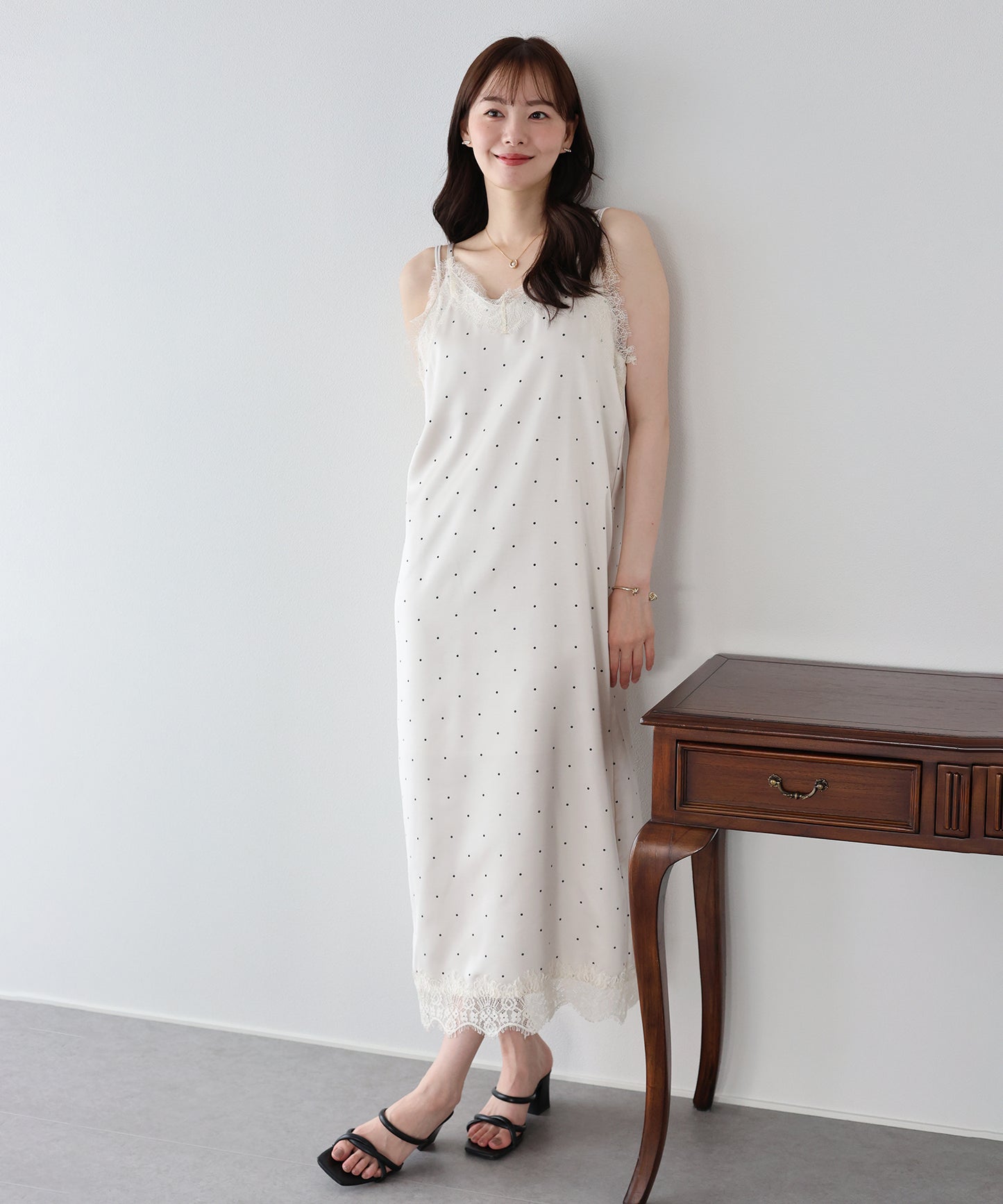 【早割5％OFF】レーストリムキャミワンピース