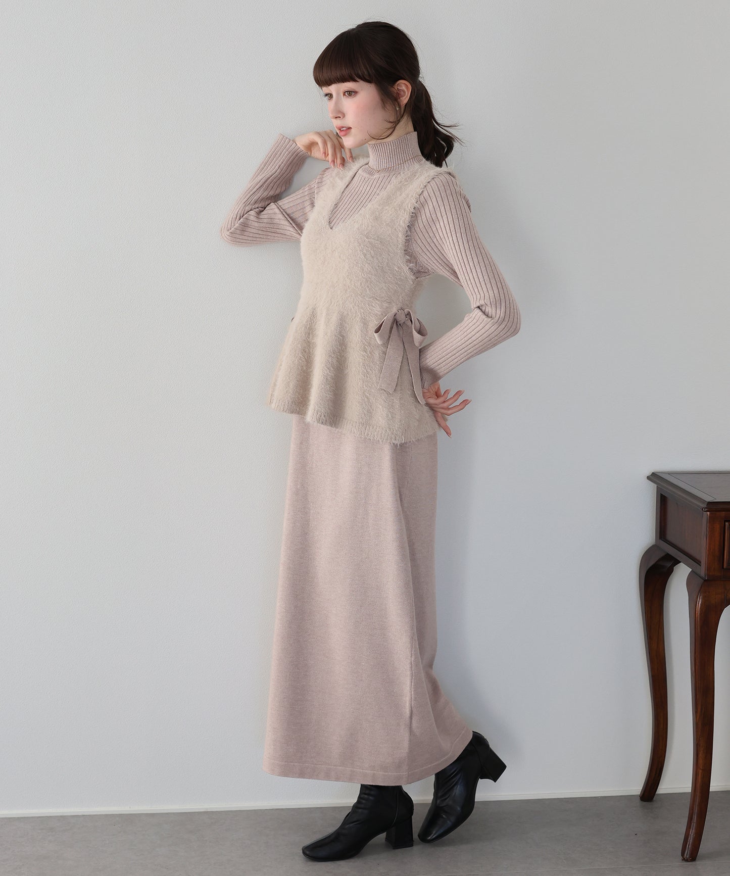 サイドリボンペプラムシャギーベスト＆ニットワンピース セット