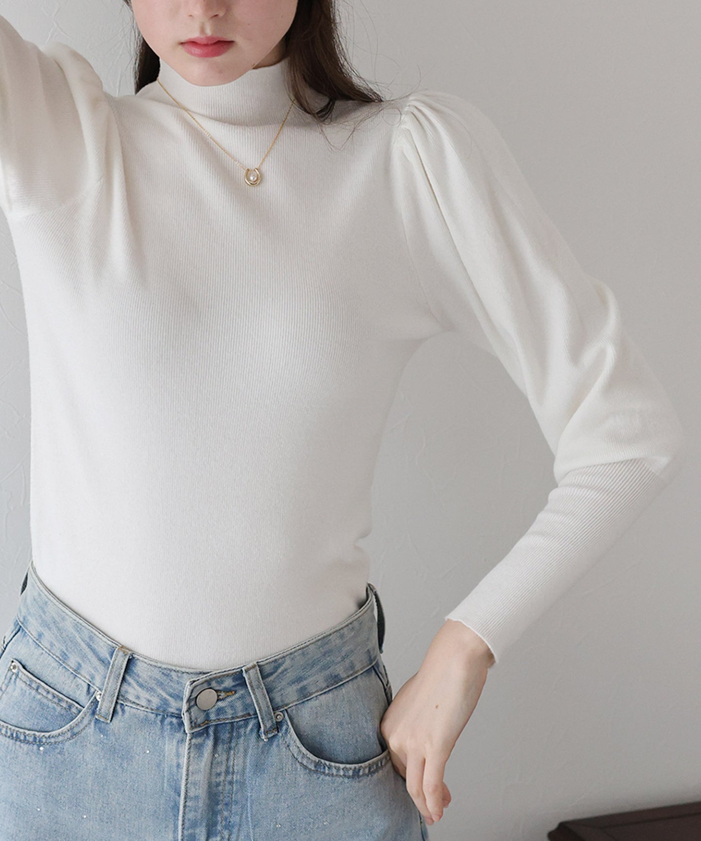 ボリュームパフスリーブニット