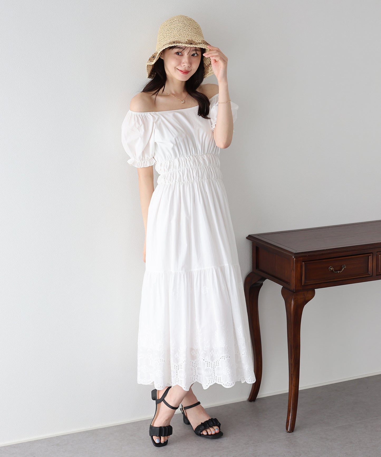 【早割5％OFF】コットンレースオフショルダーワンピース