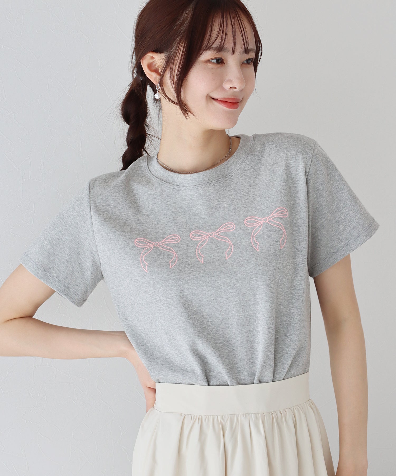 リボンプリントTシャツ【ゆうパケット】