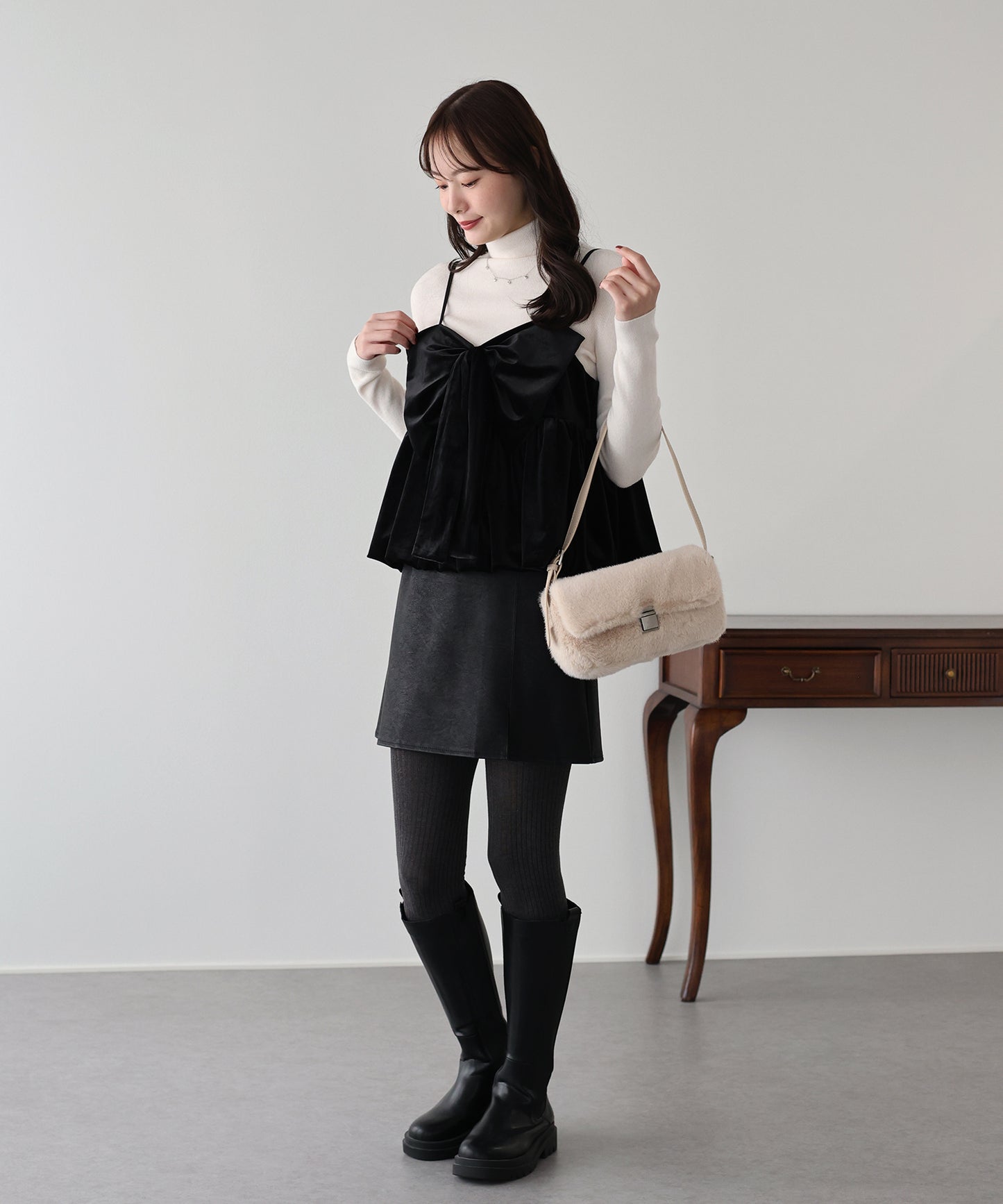 ベロアリボンバルーンビスチェ