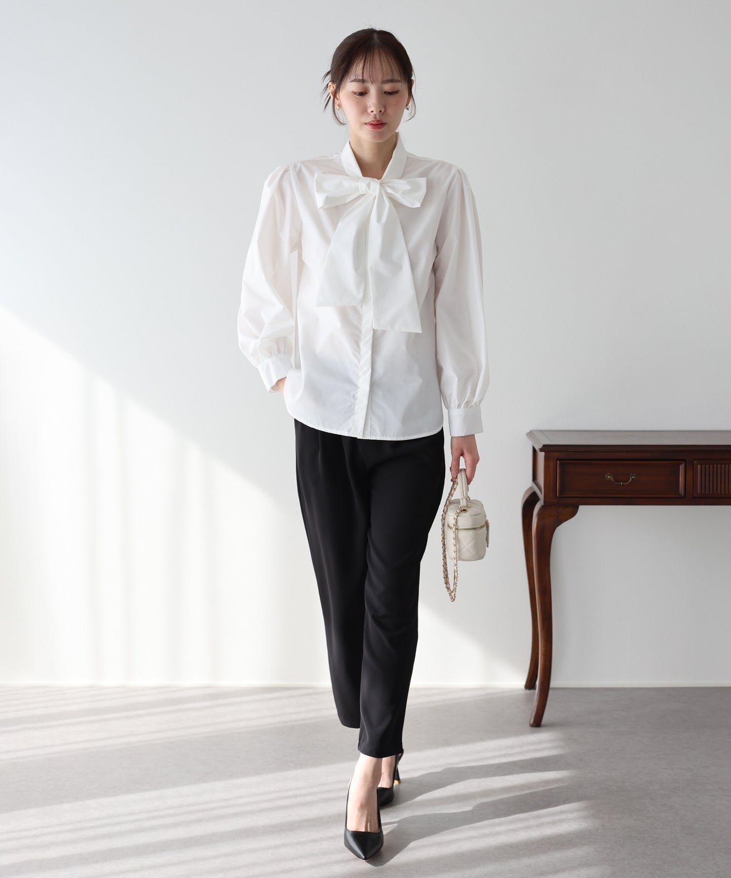 ビッグリボンボウタイブラウス【ネコポス】