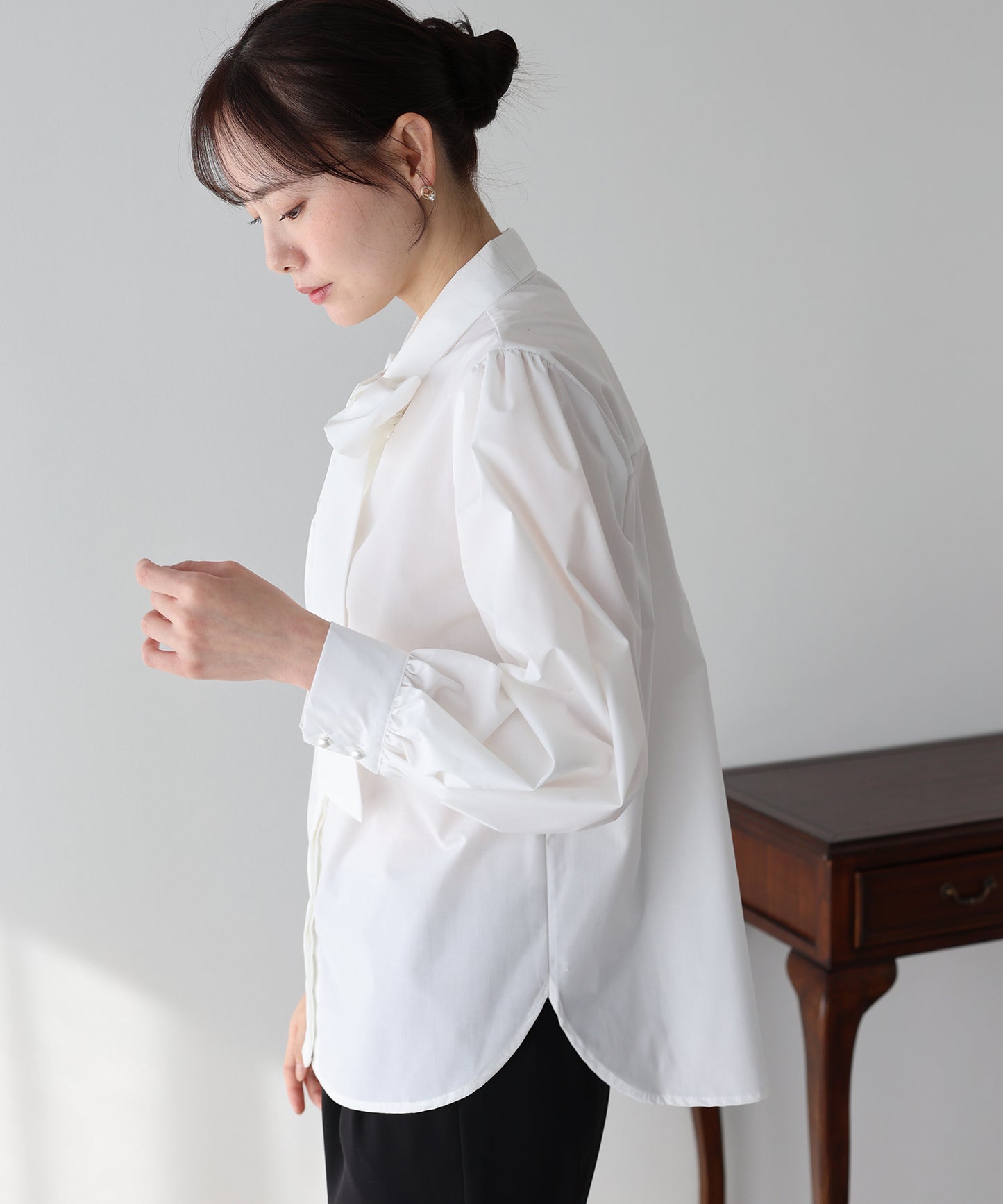 ビッグリボンボウタイブラウス【ネコポス】