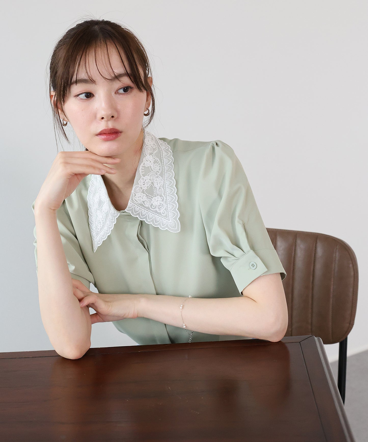 【早割5％OFF】レース襟半袖ブラウス【メール便】