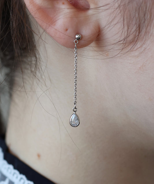 ドロップジルコニアチェーンピアス【ネコポス】