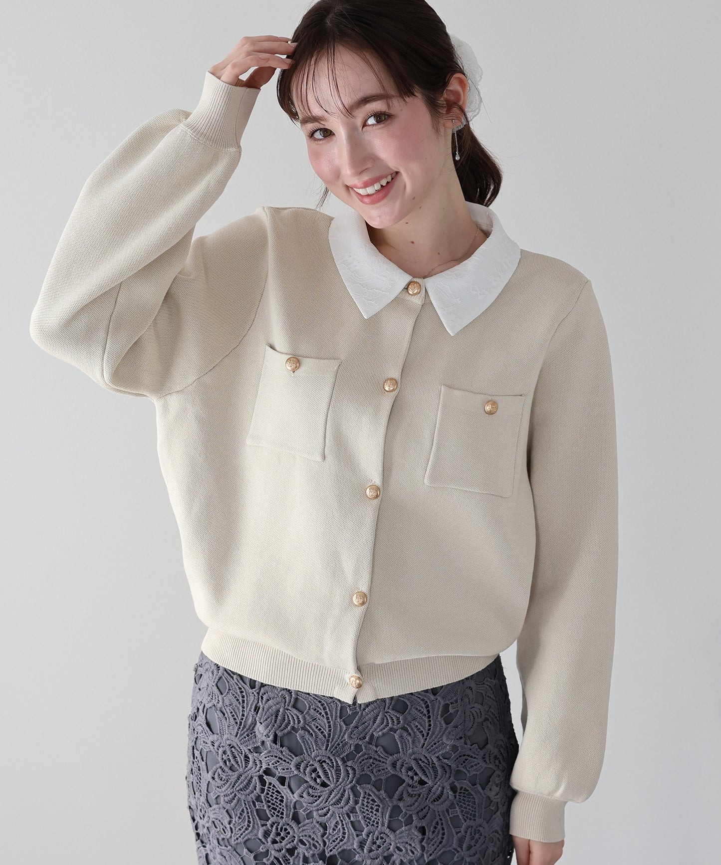 レース襟ニットカーディガン
