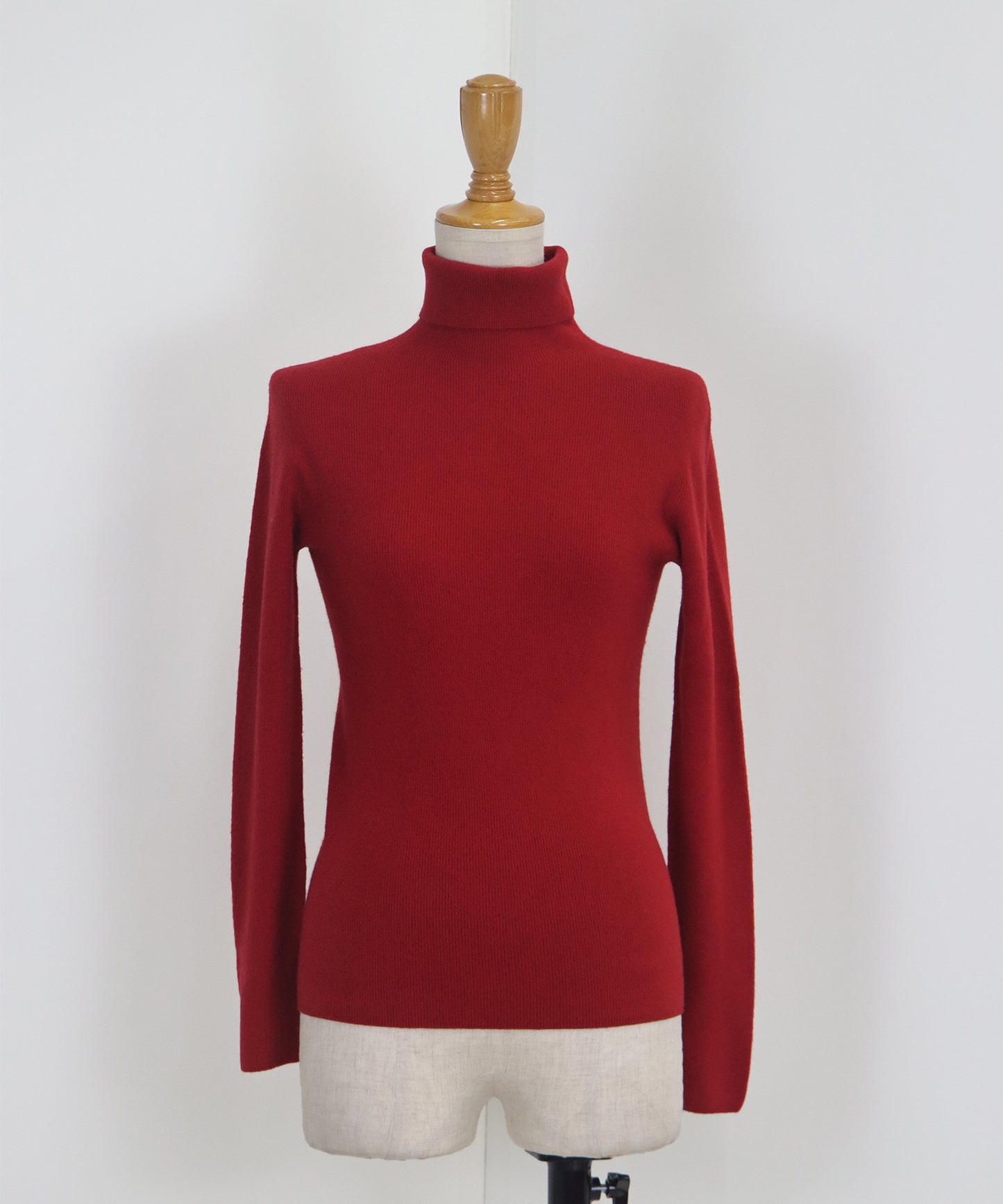 ウール混タートルネックニット