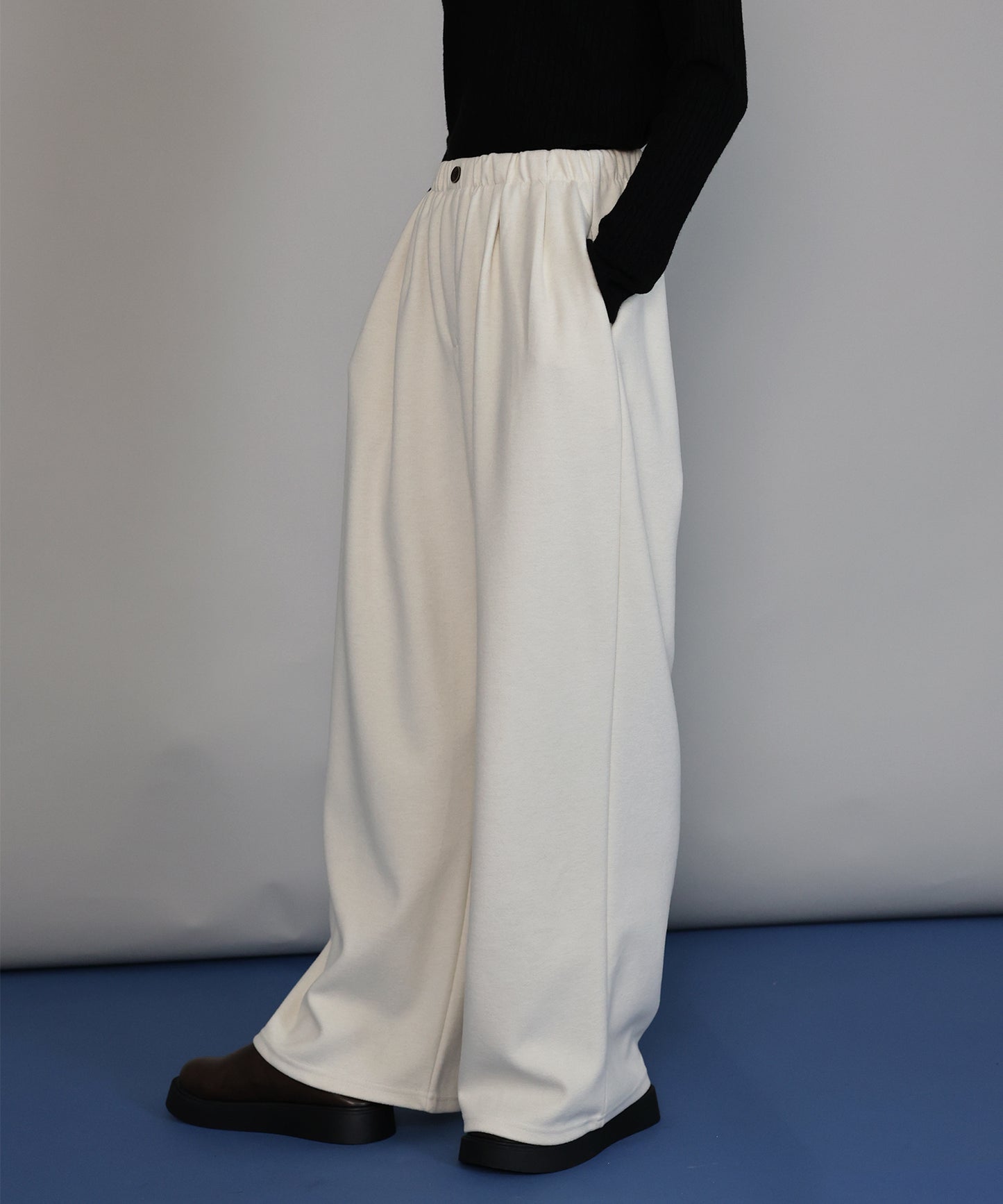 【早割5％OFF】タックスウェットパンツ[ J by blue ]