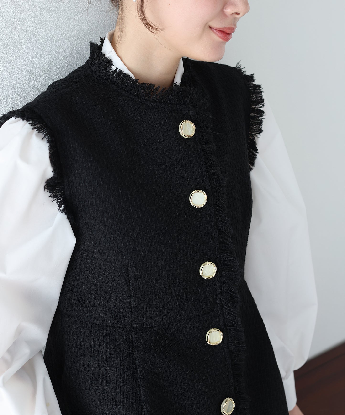 ツイードペプラムフォルムジレ