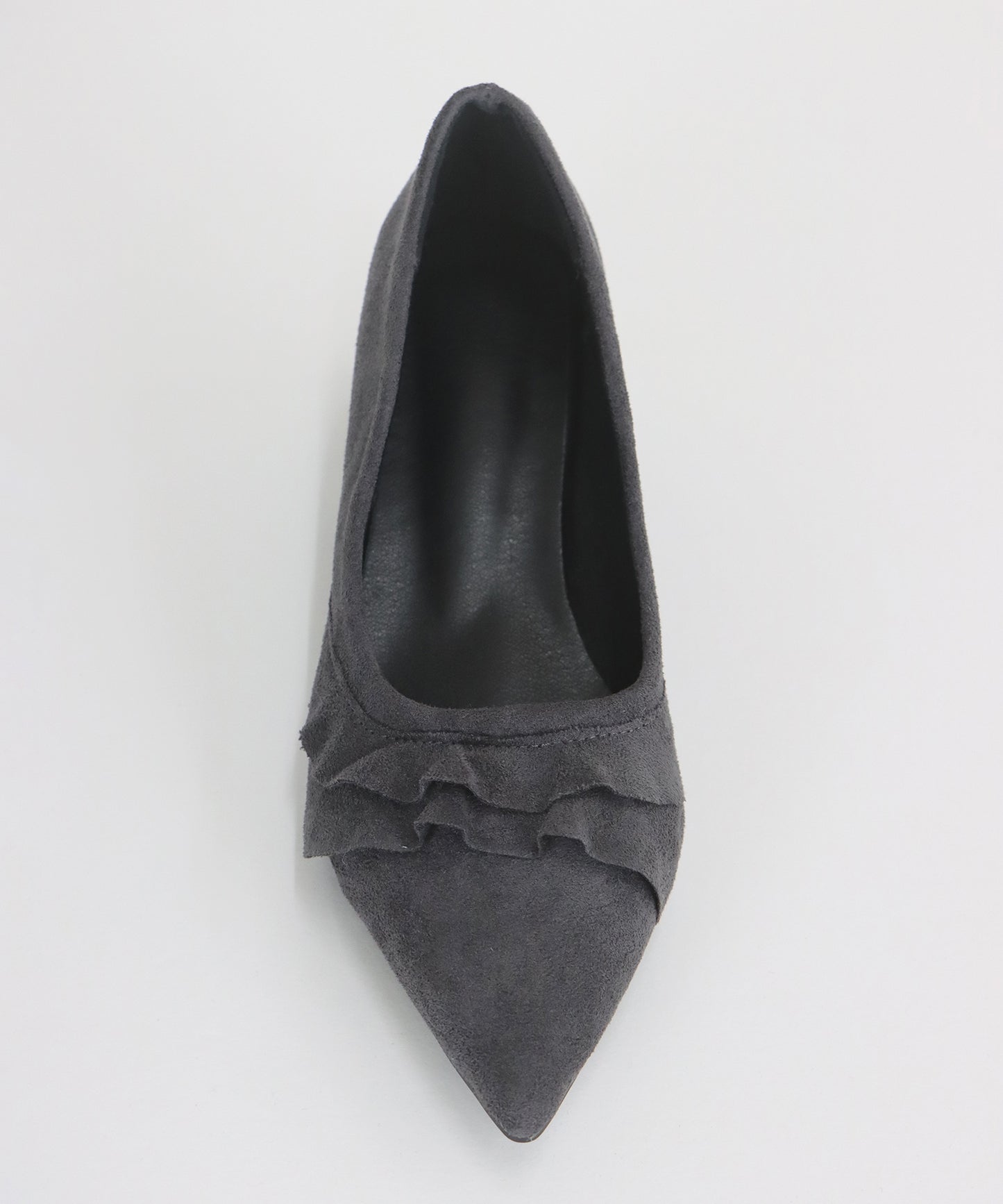 フリルスエードパンプス