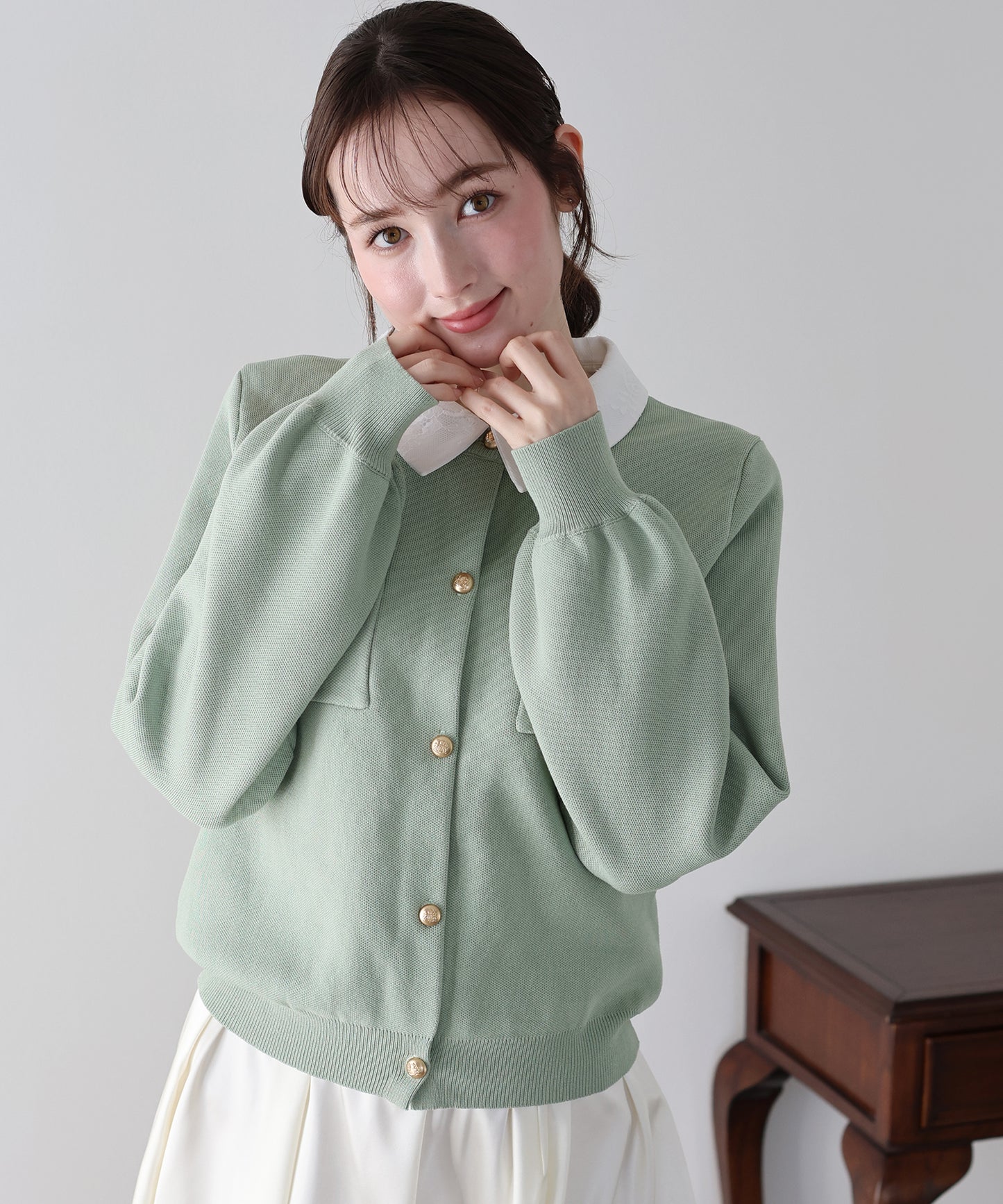 レース襟ニットカーディガン