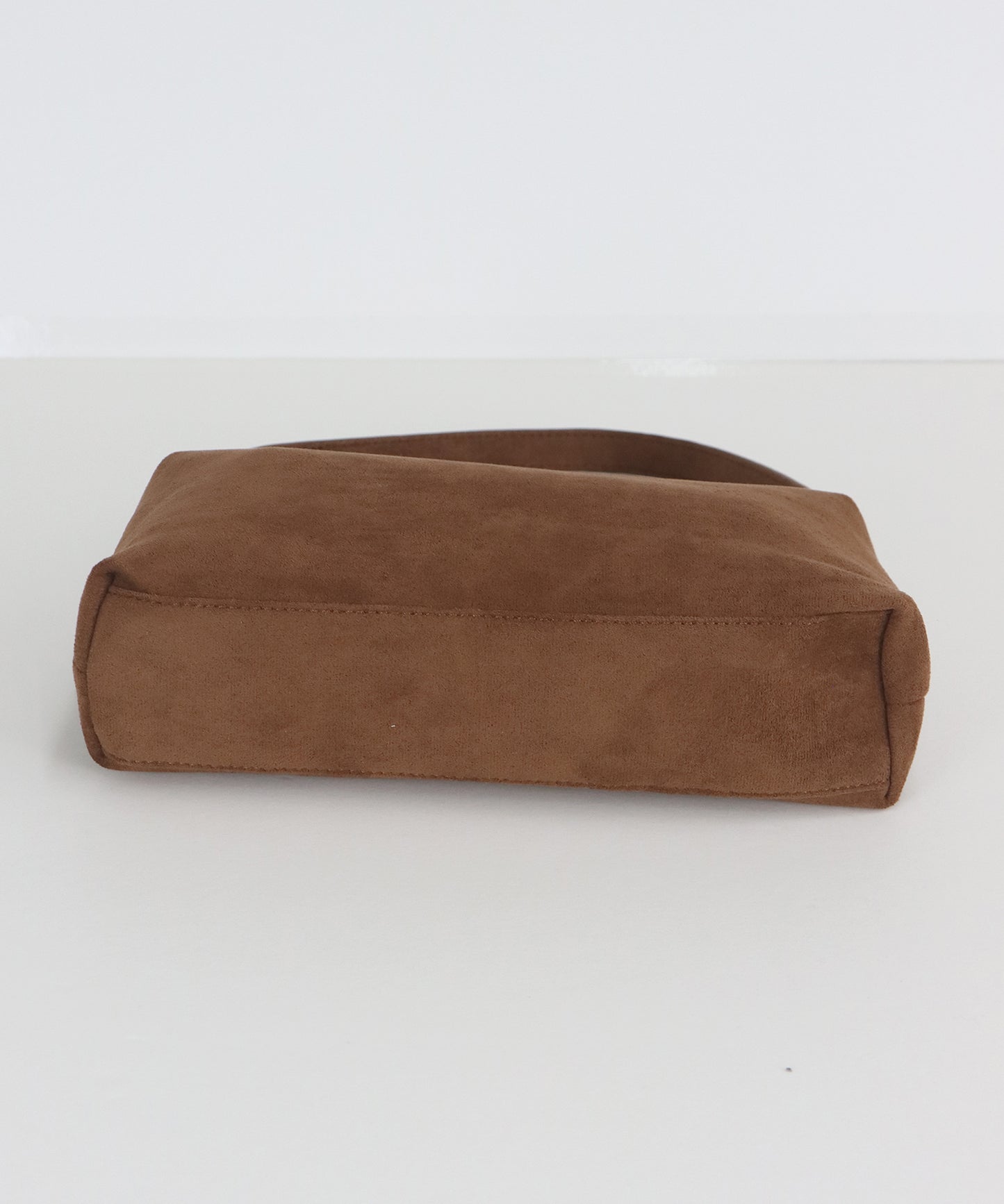 スウェードスクエアバッグ