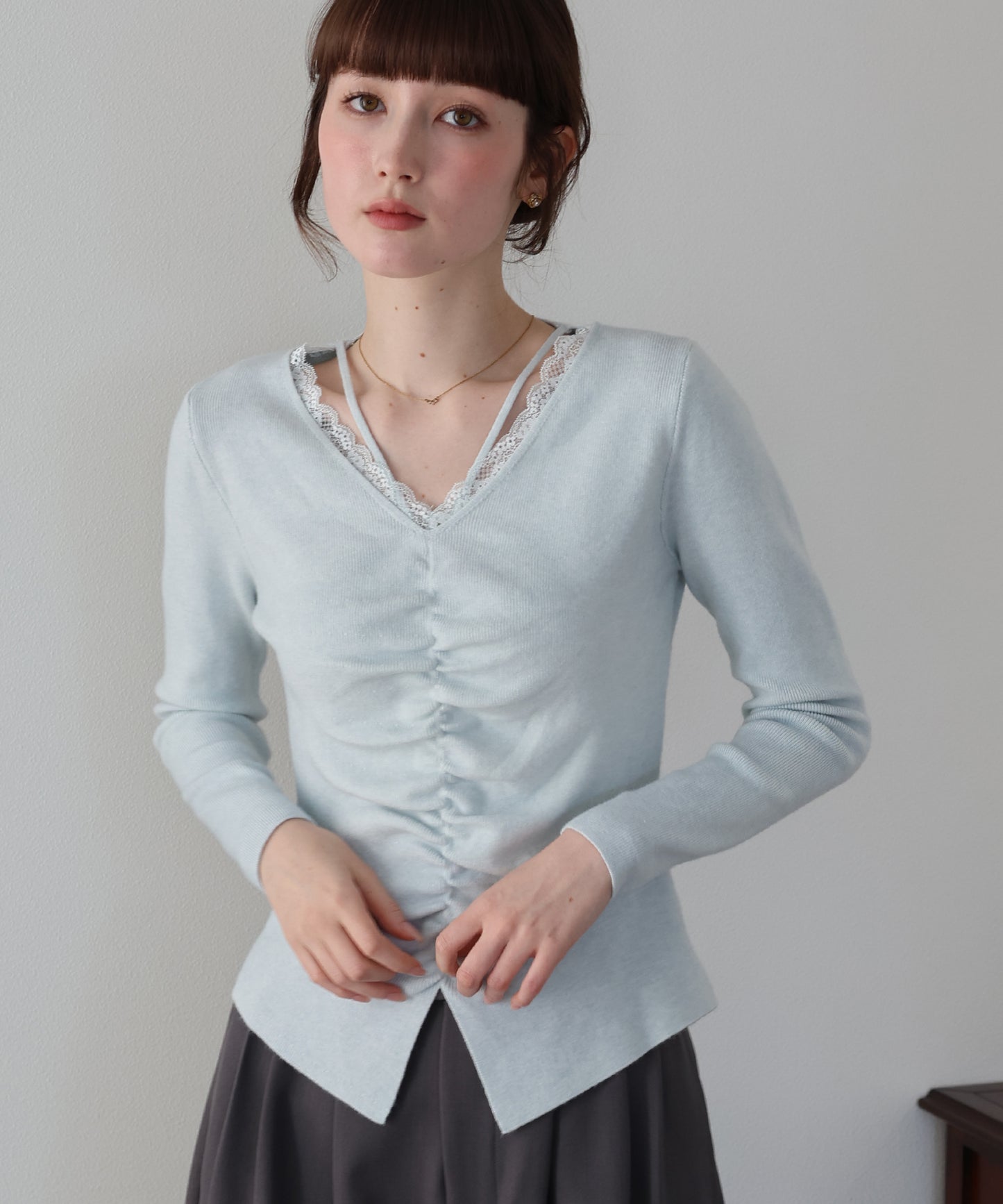 【早割5％OFF】フロントギャザーレースニット