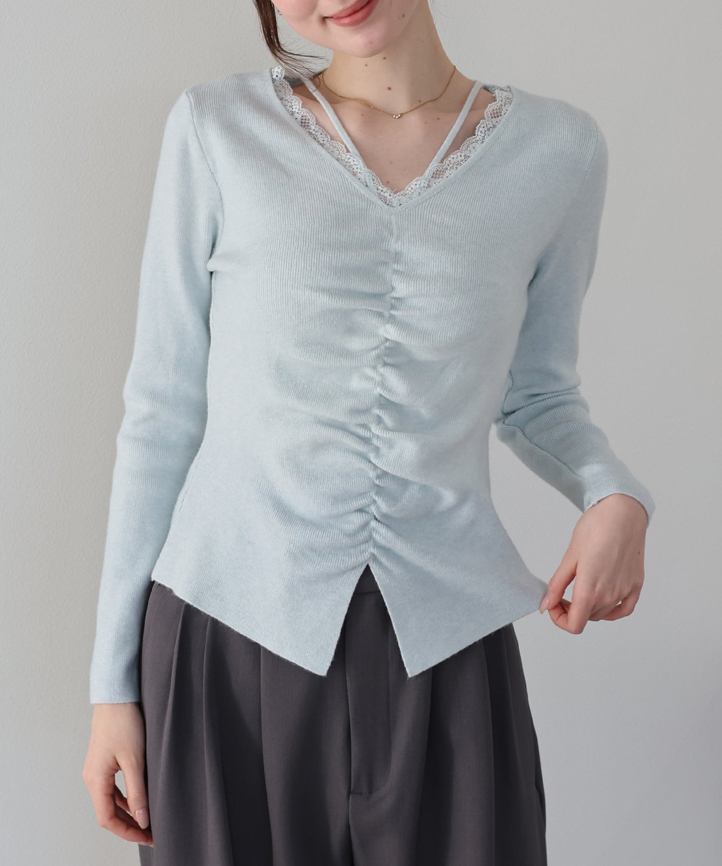 【早割5％OFF】フロントギャザーレースニット